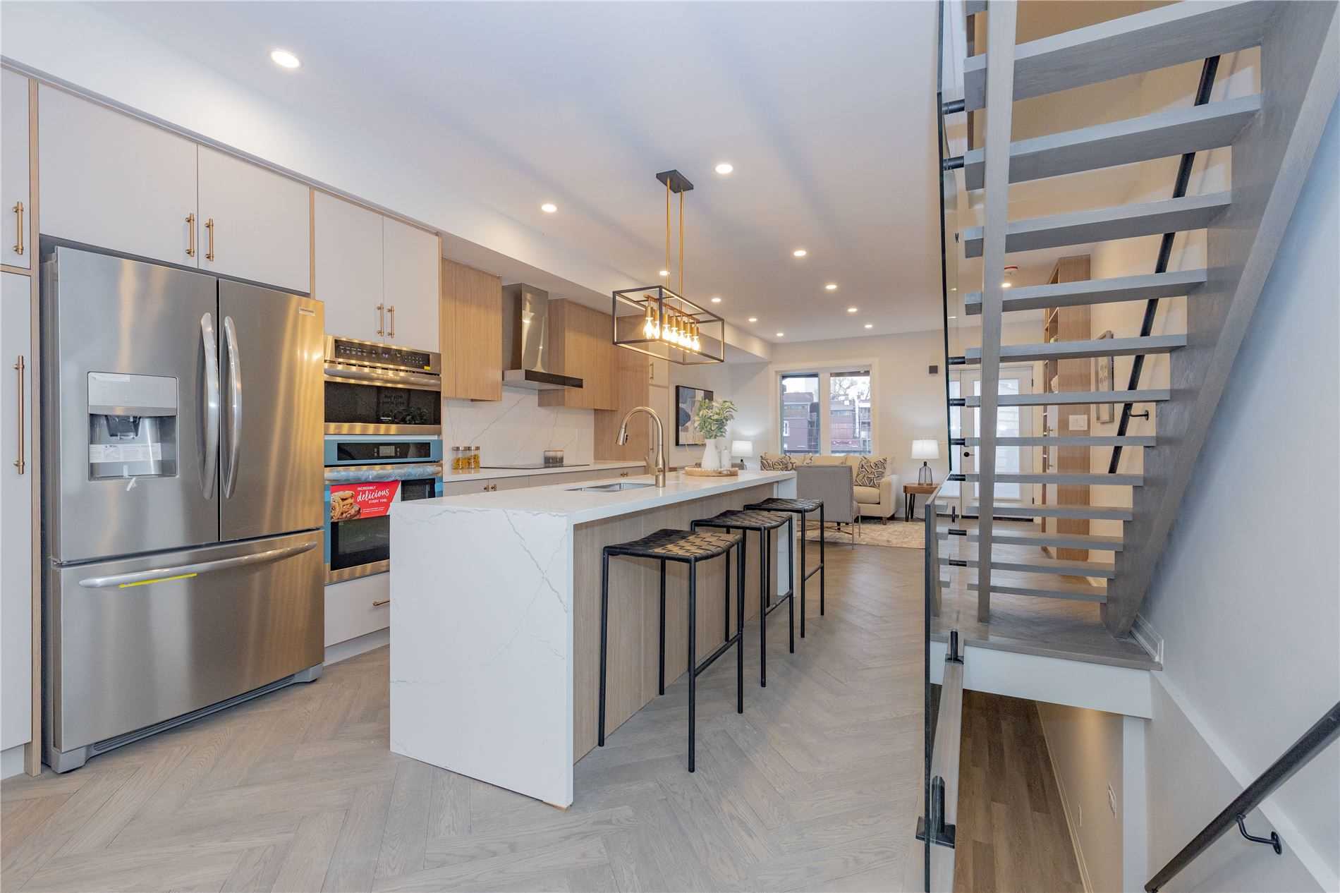 24 Erindale Ave