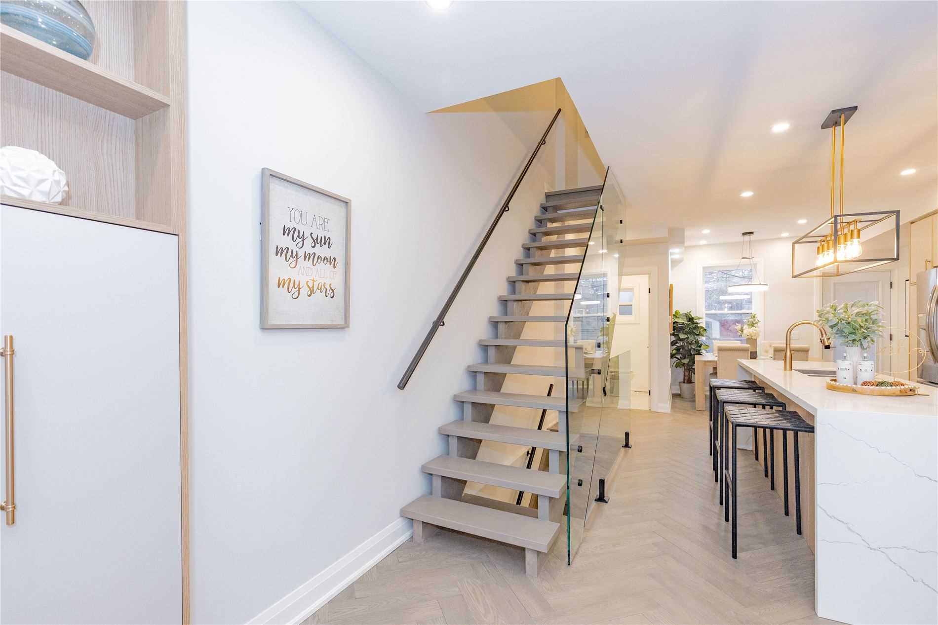 24 Erindale Ave