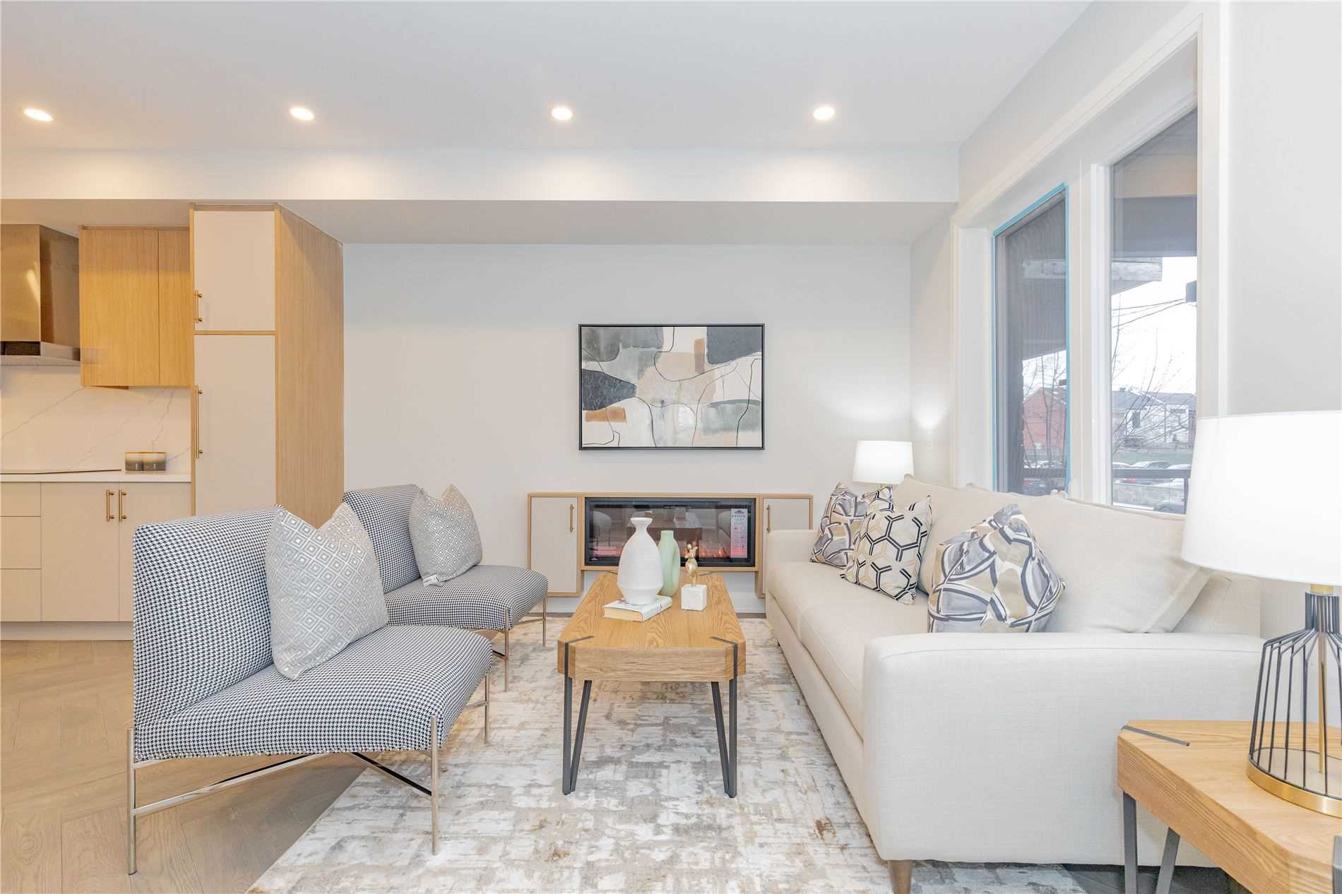 24 Erindale Ave