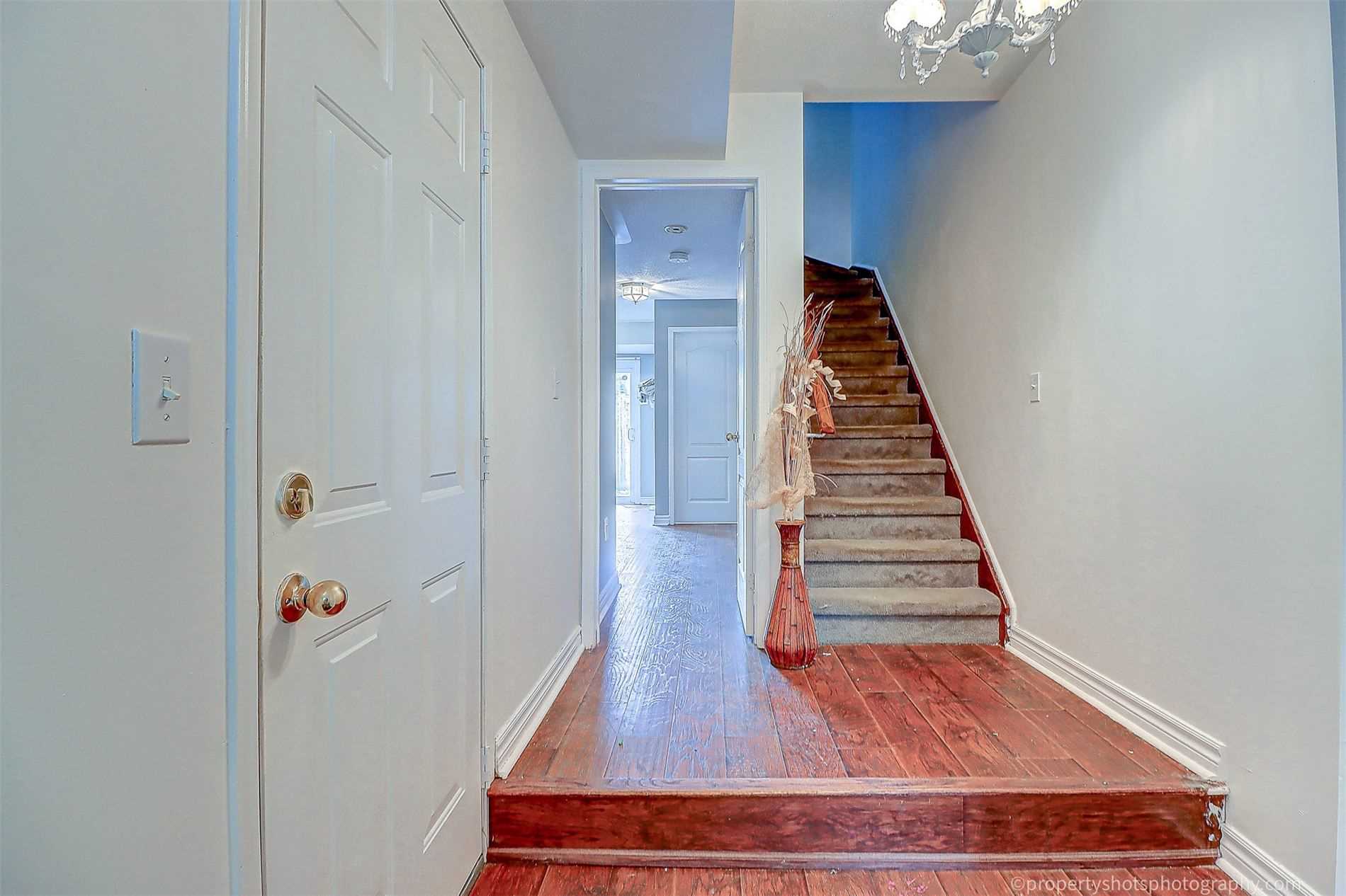 Listing E5689822 - Large Photo # 4