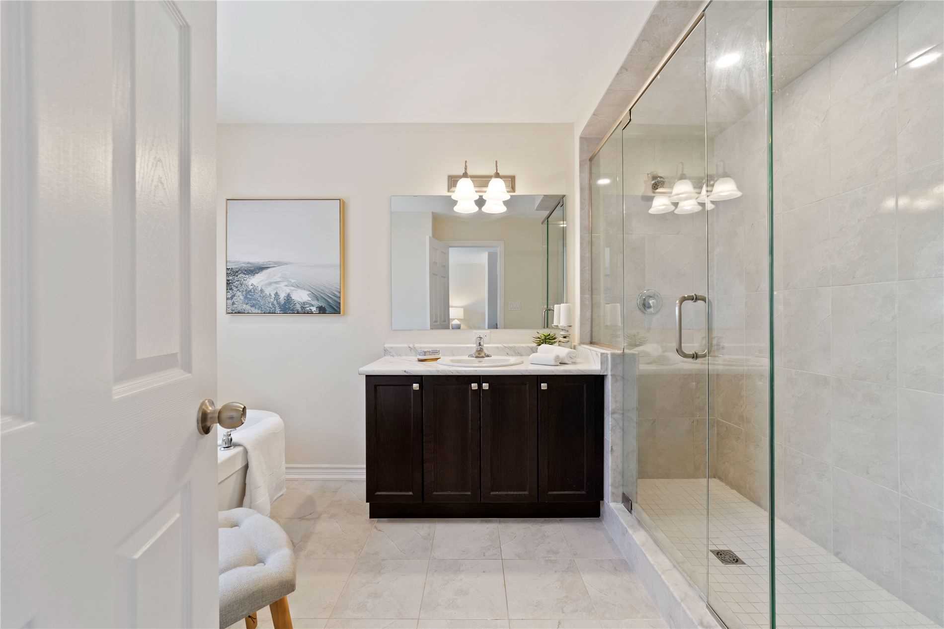66 Moses Cres