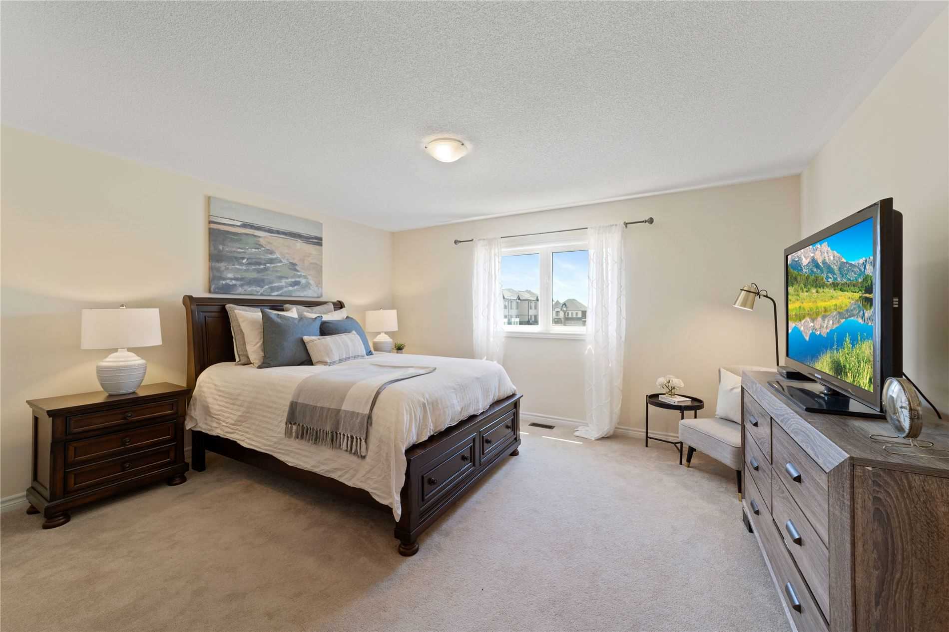 66 Moses Cres