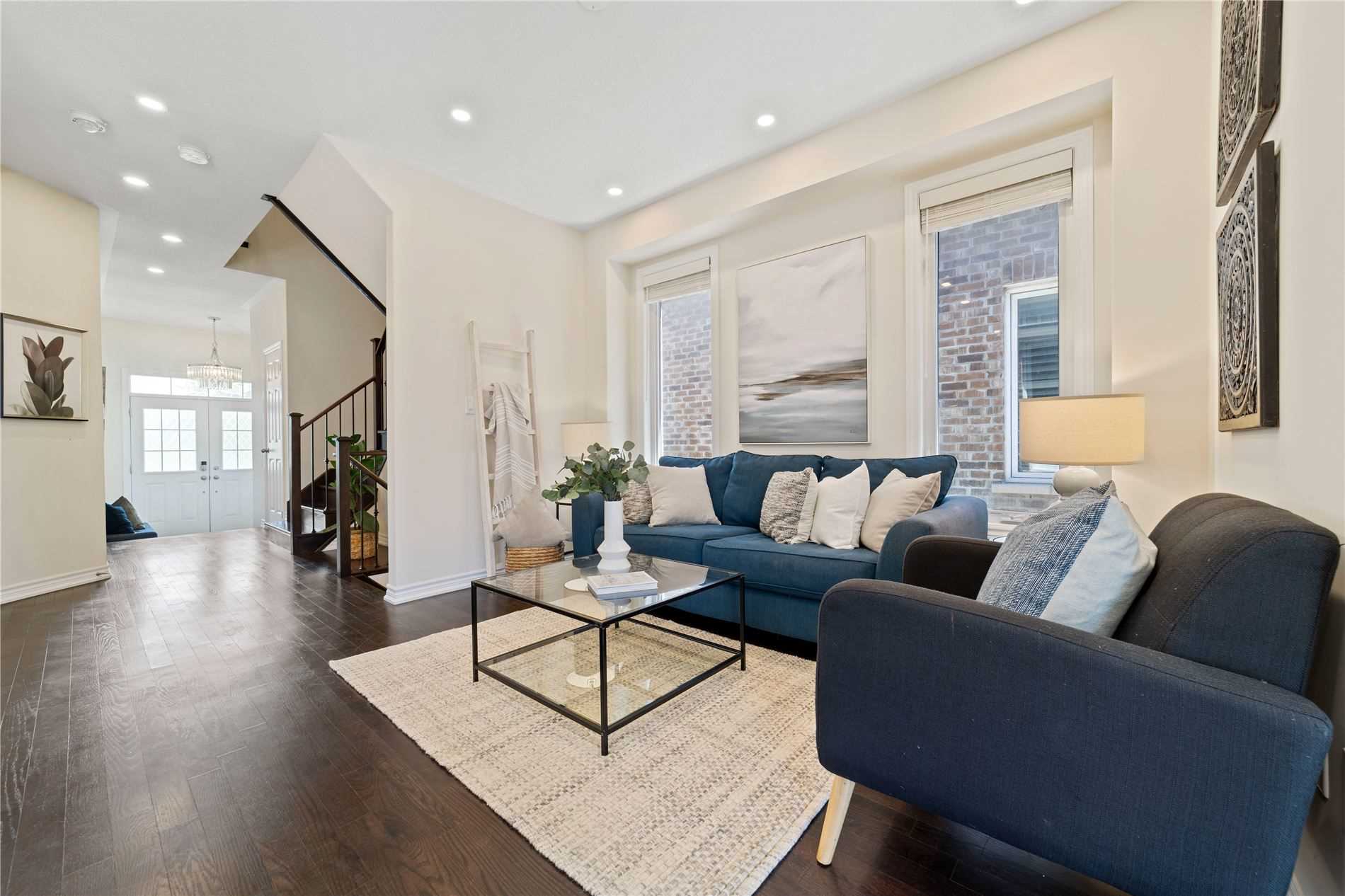 66 Moses Cres