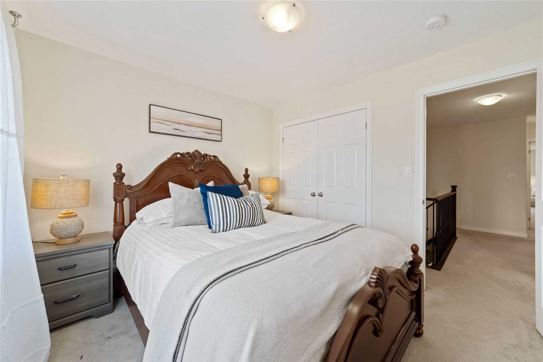 66 Moses Cres