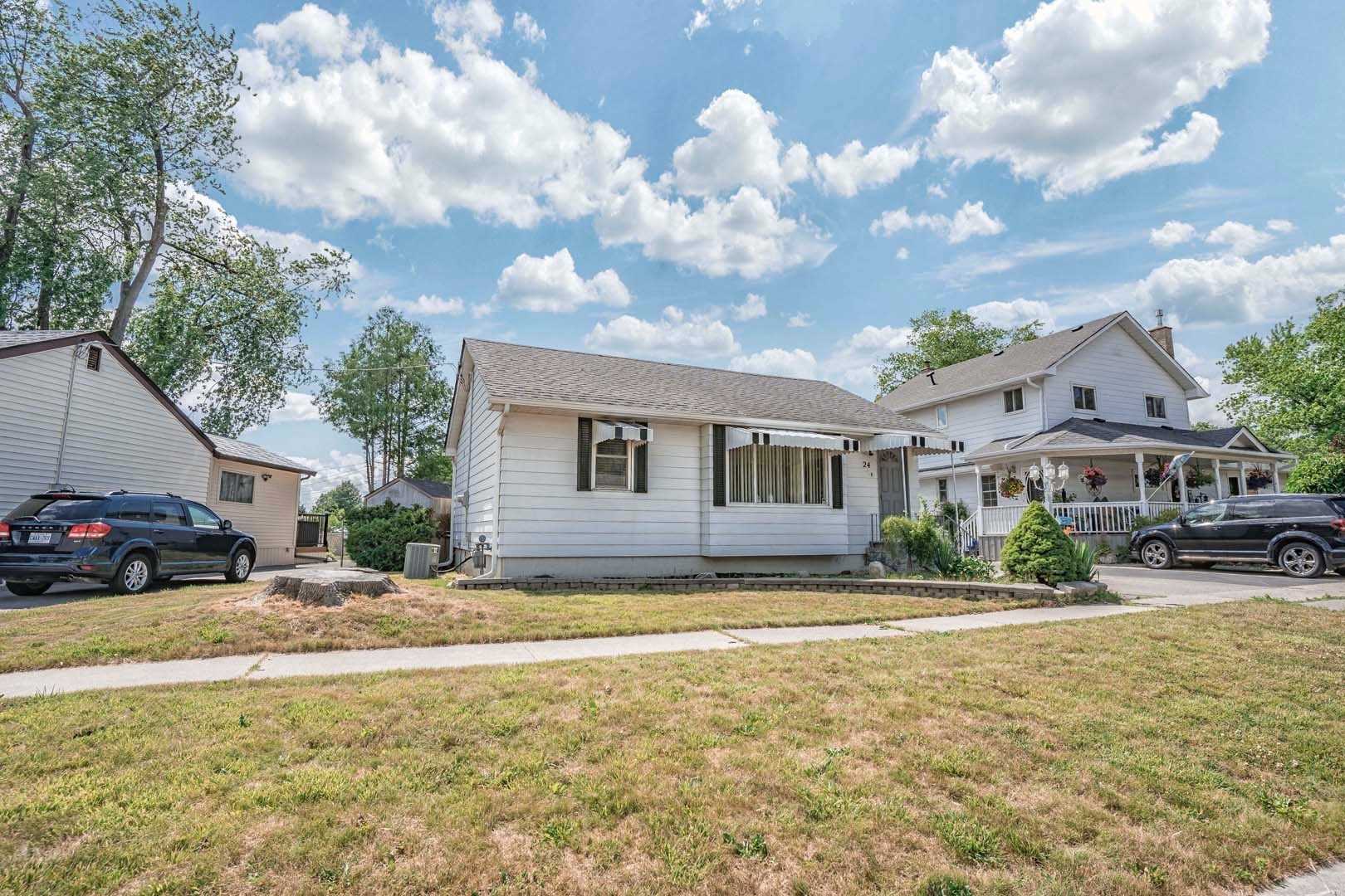24 Woodhouse Cres
