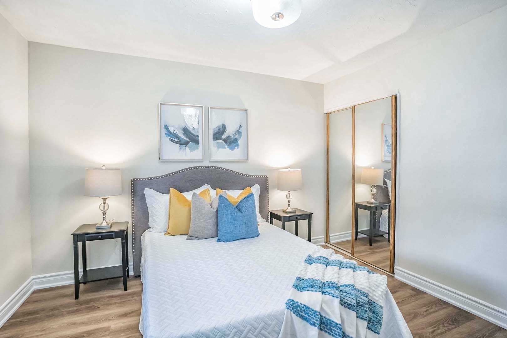 24 Woodhouse Cres