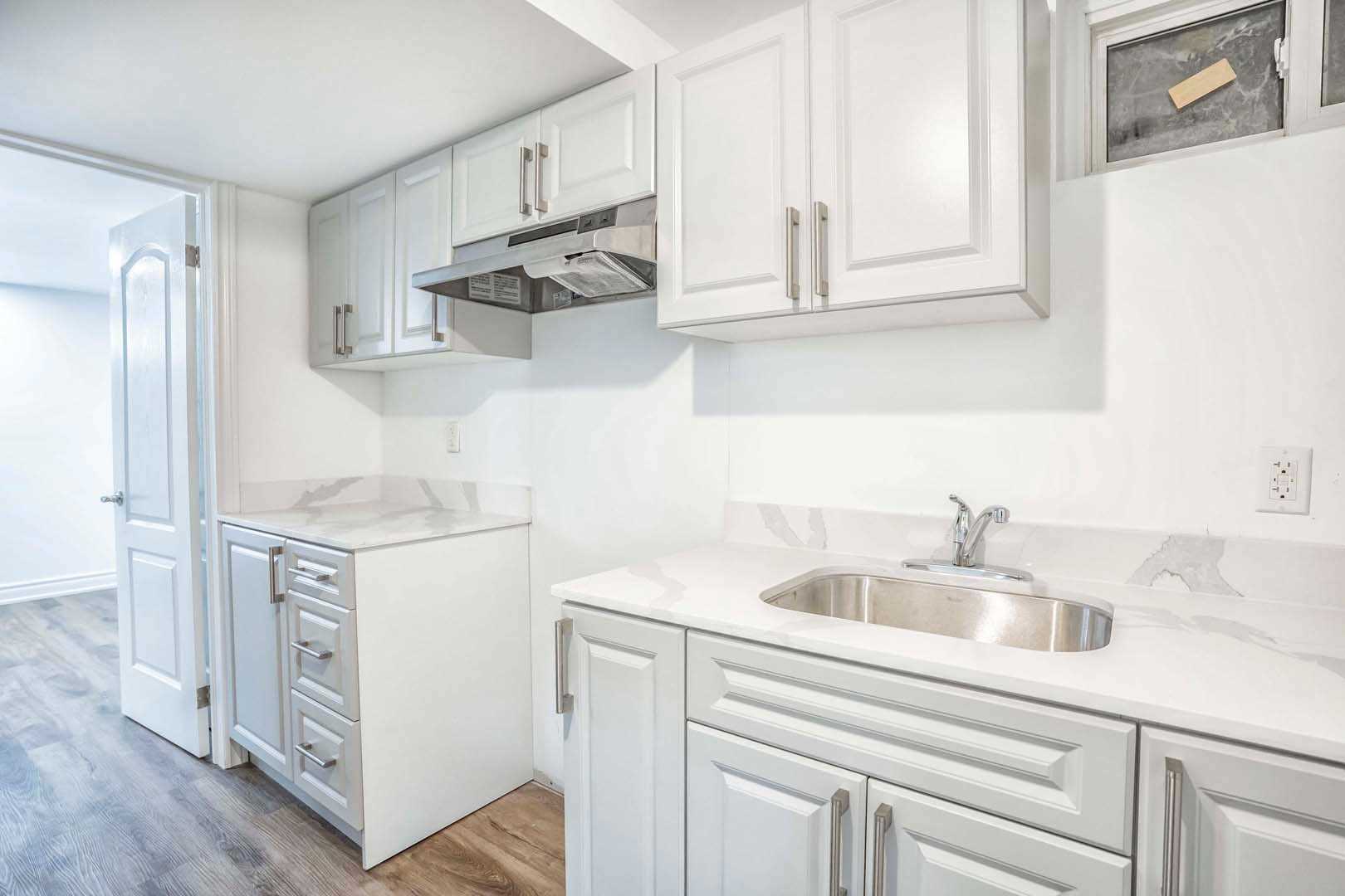 24 Woodhouse Cres