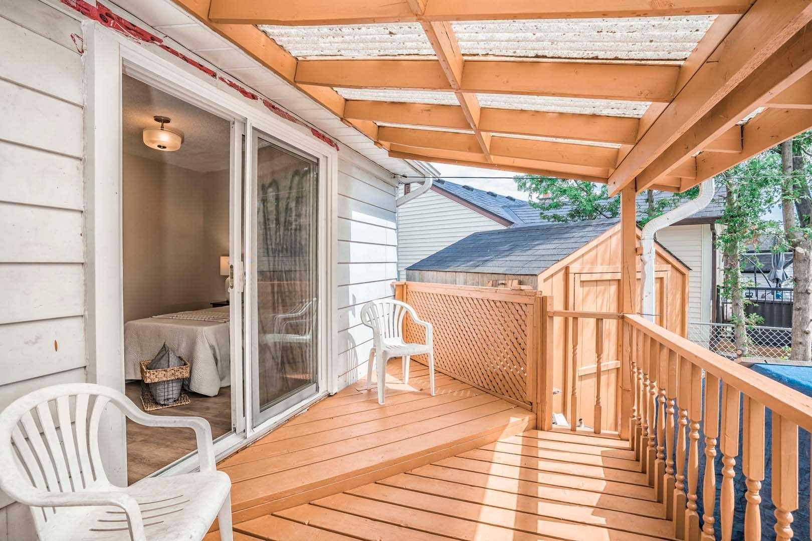 24 Woodhouse Cres