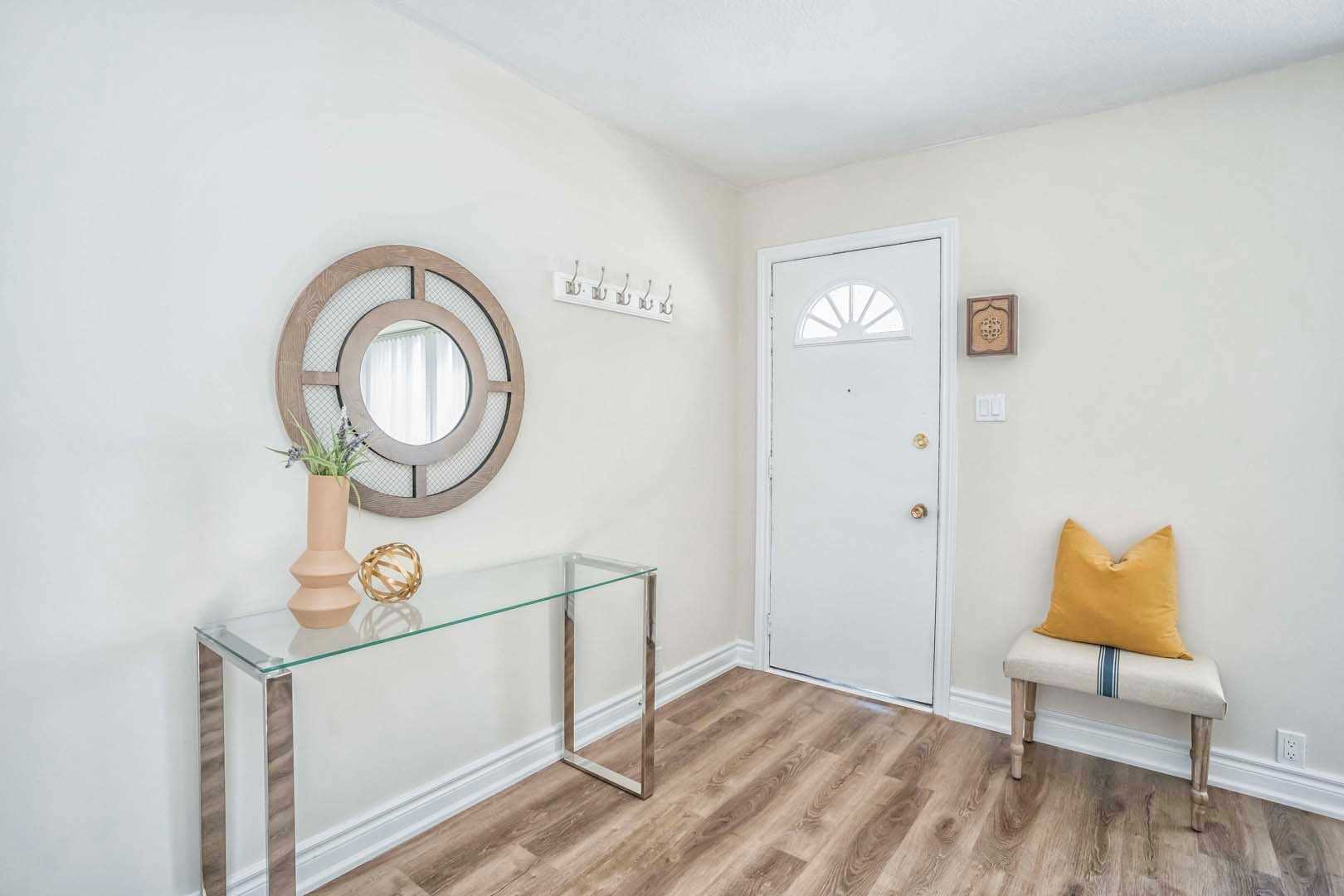 24 Woodhouse Cres