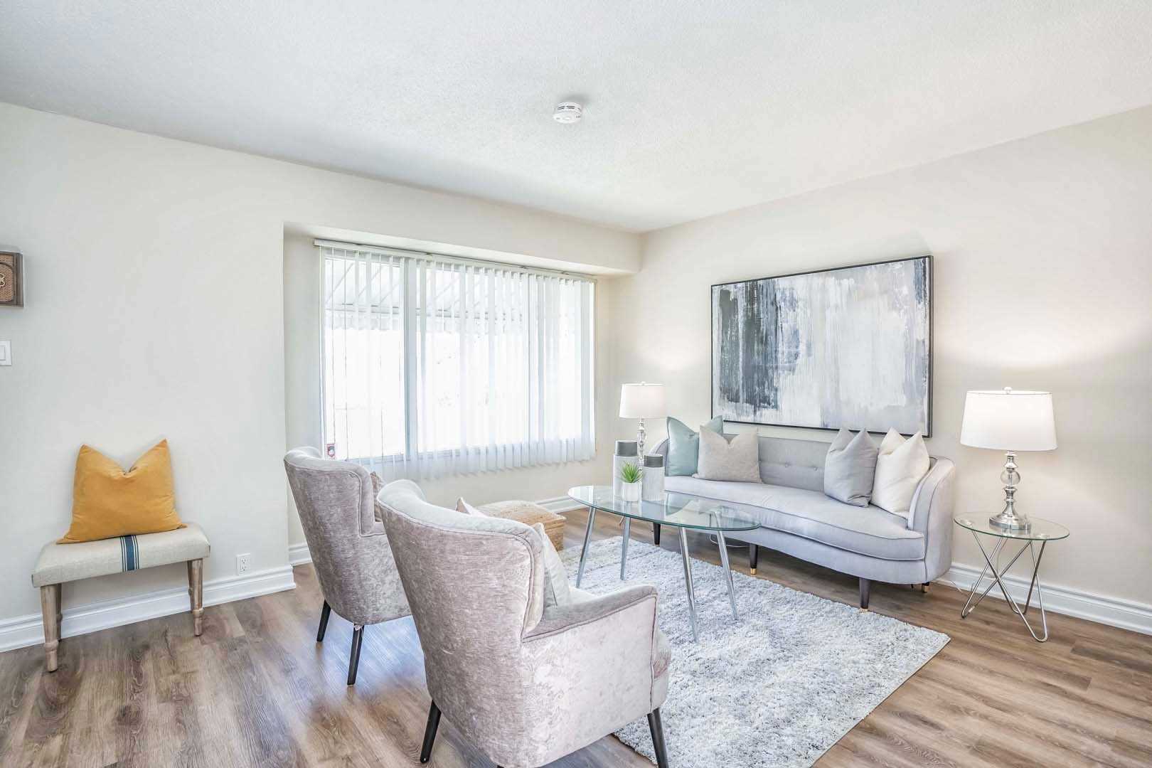 24 Woodhouse Cres