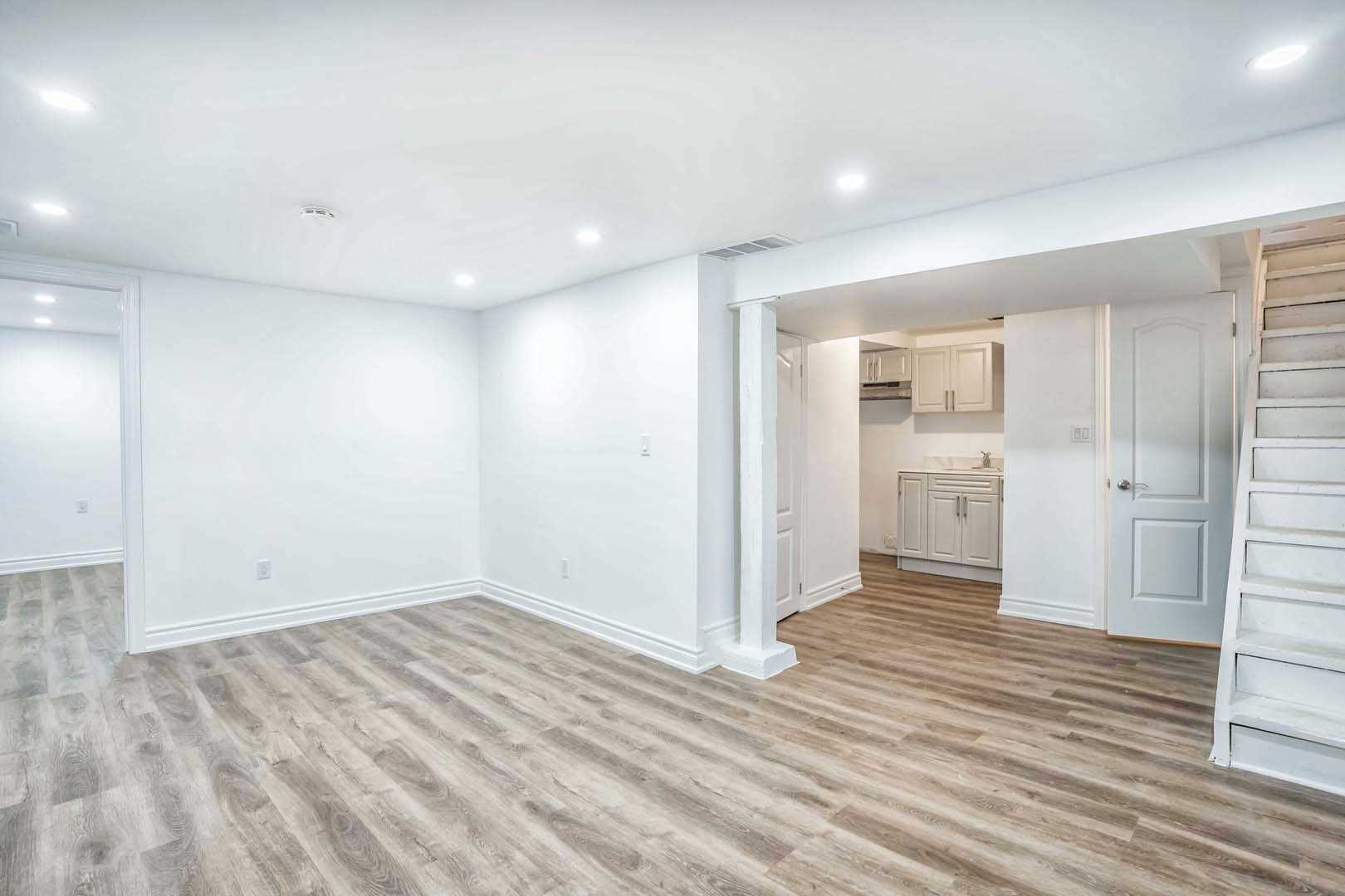 24 Woodhouse Cres