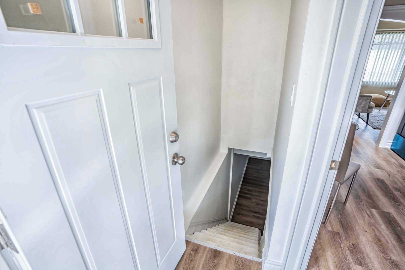 24 Woodhouse Cres
