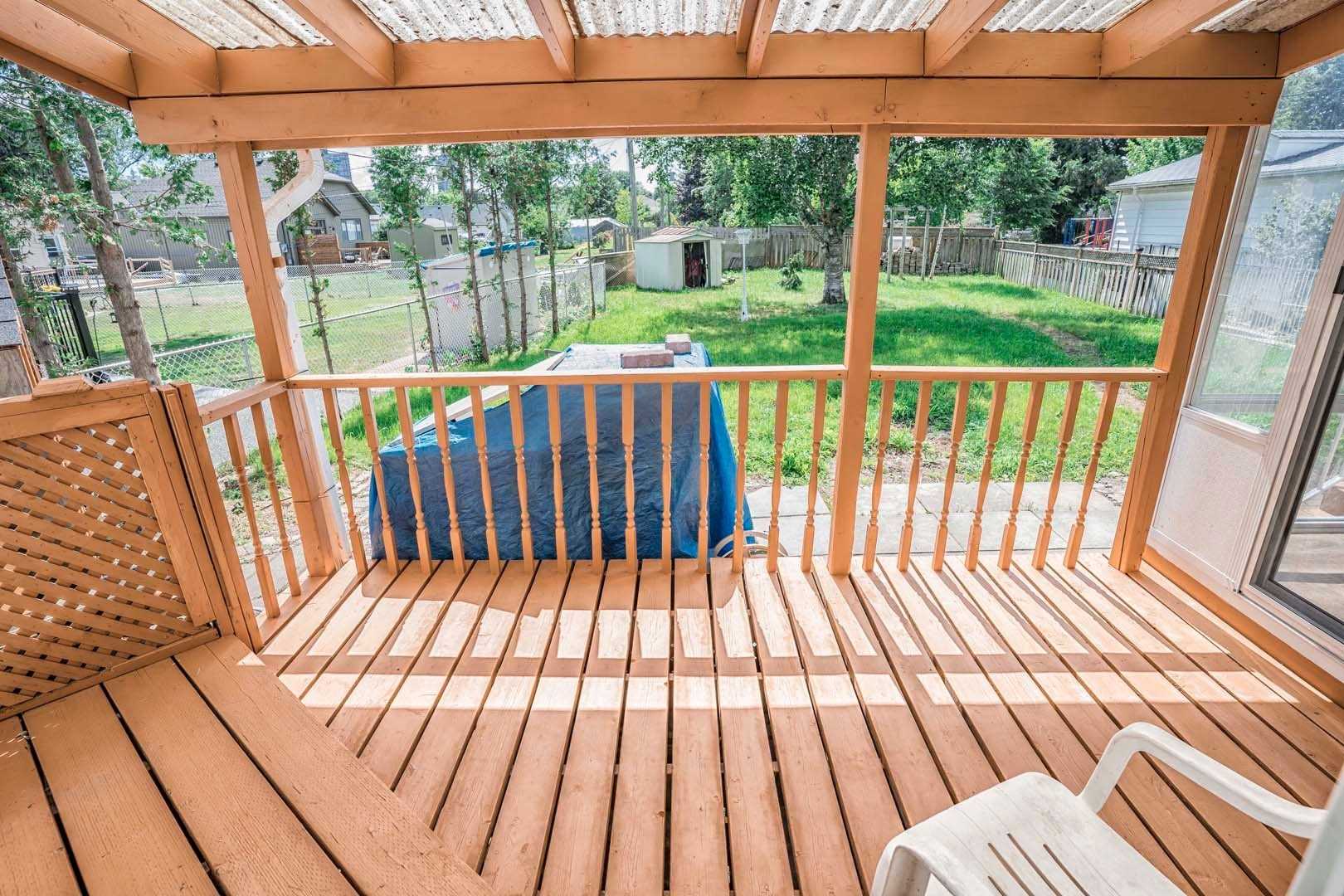 24 Woodhouse Cres