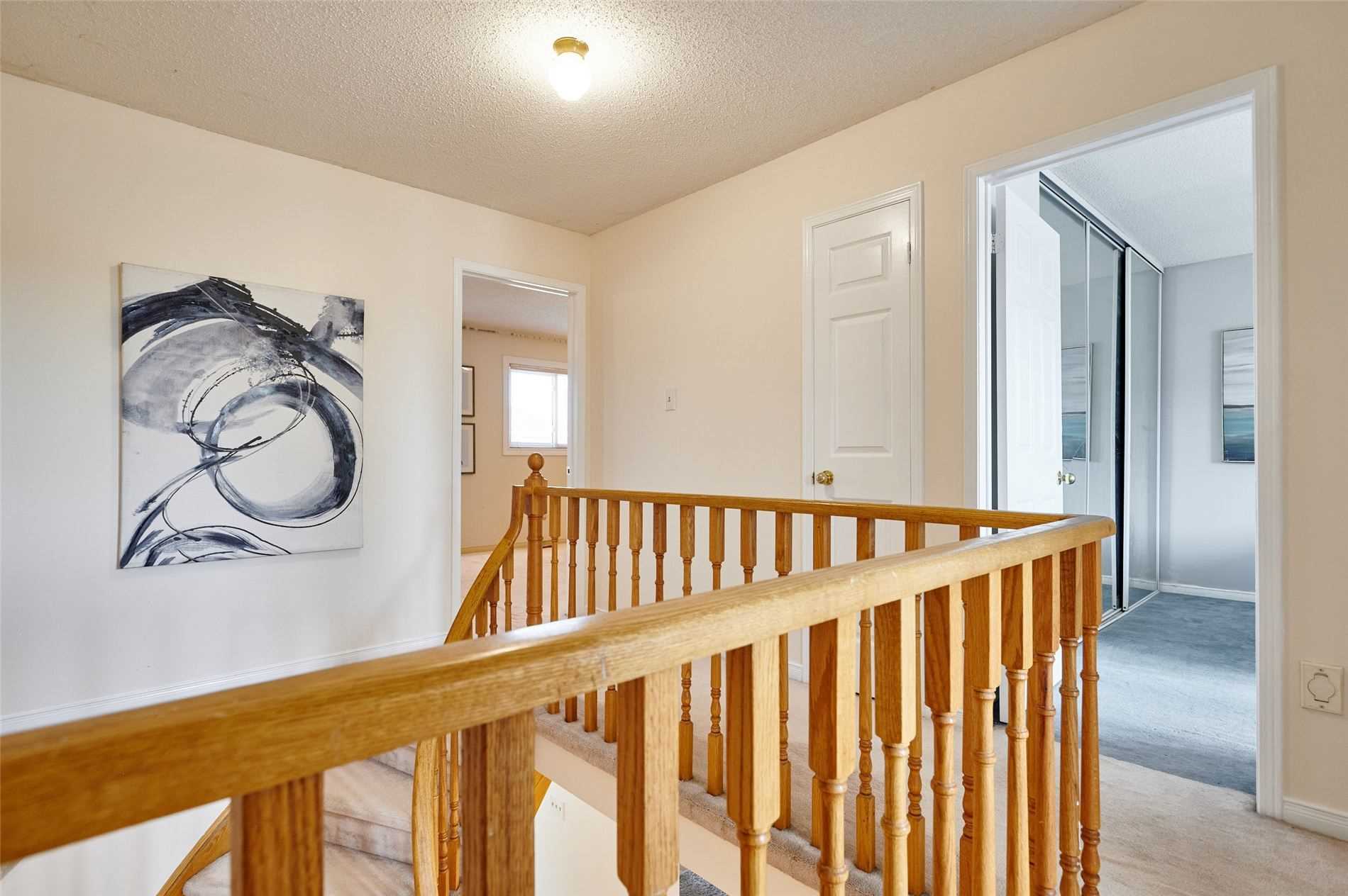33 Wilce Dr