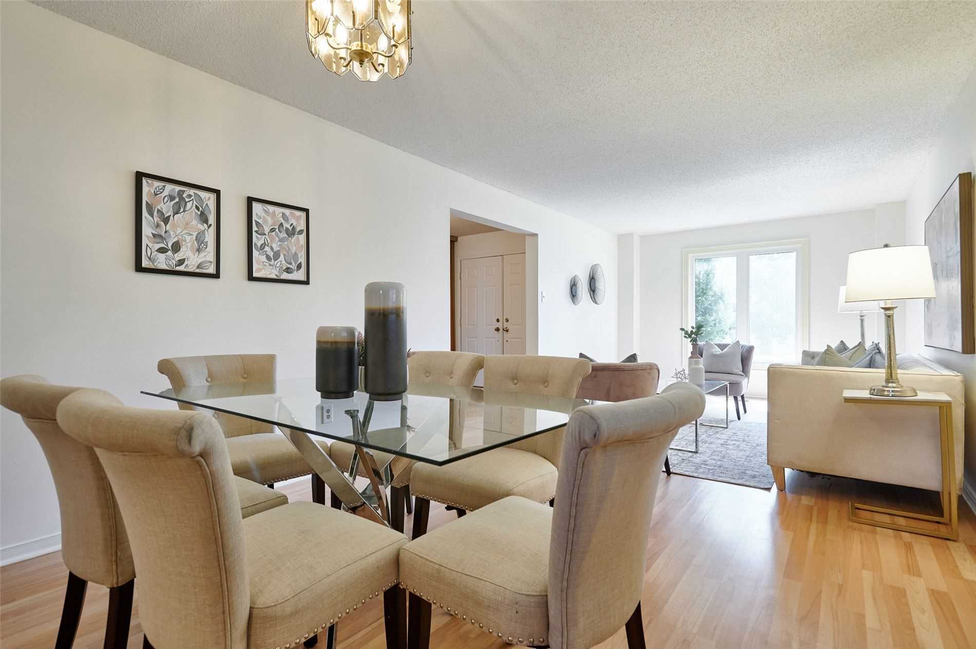 33 Wilce Dr