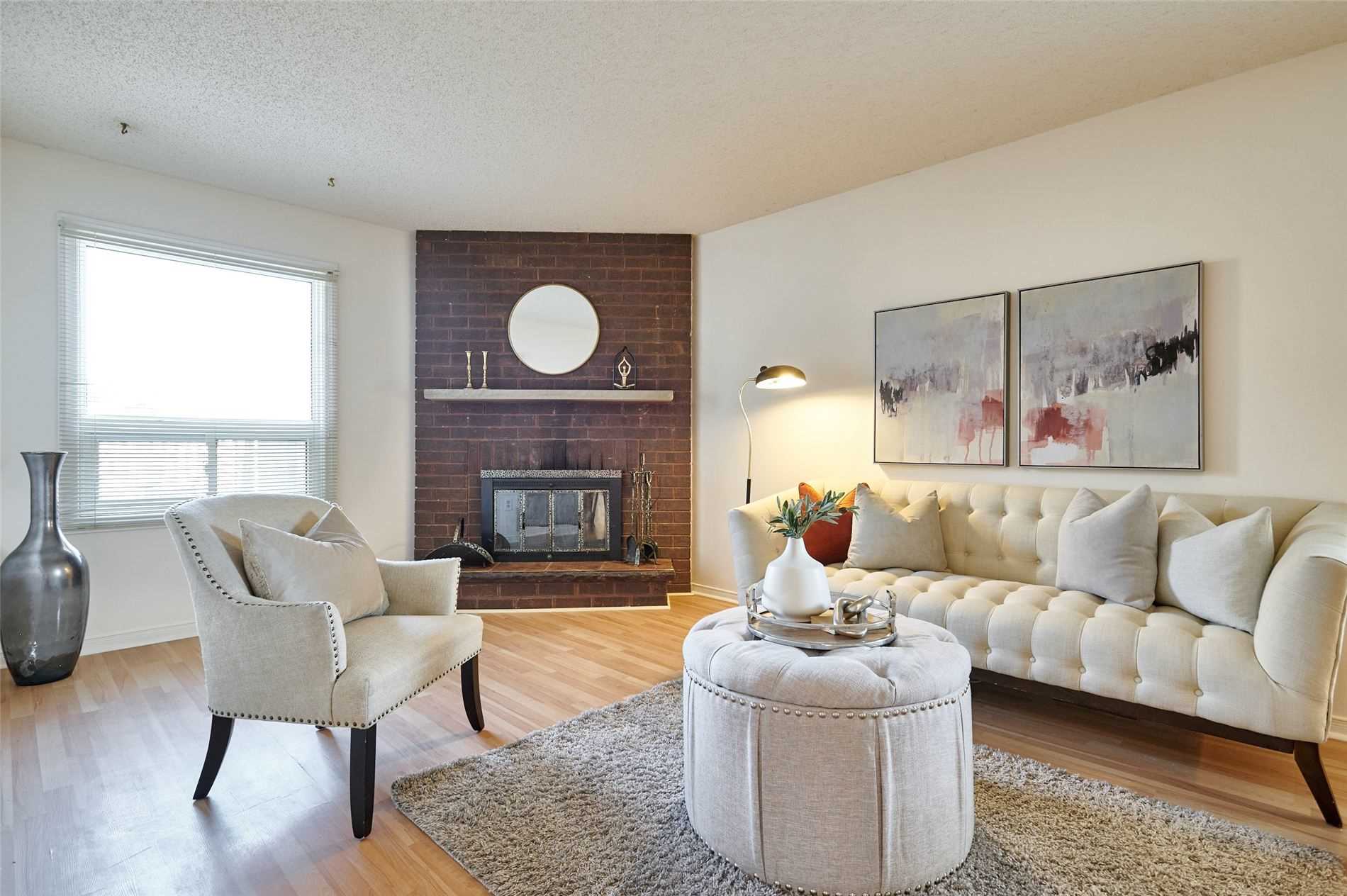 33 Wilce Dr