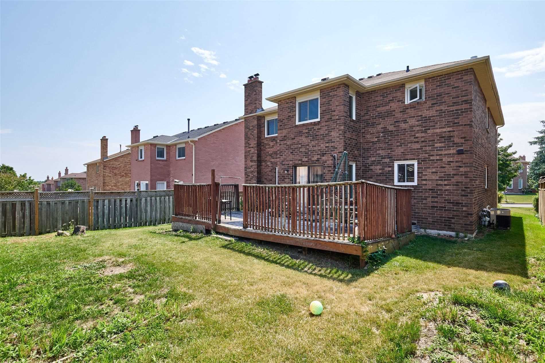 33 Wilce Dr