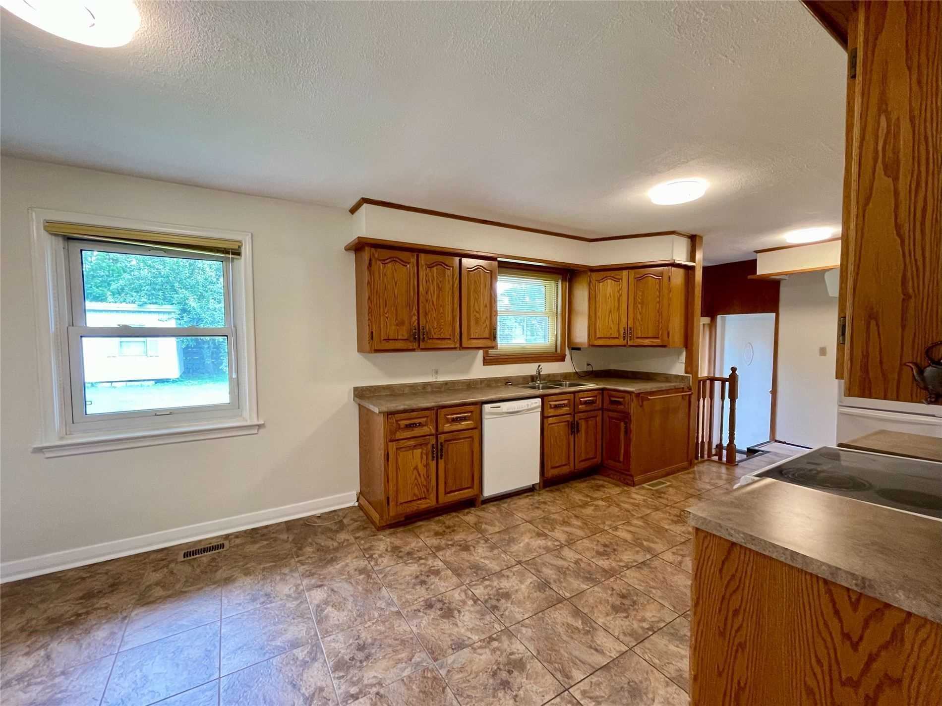 Listing E5711157 - Large Photo # 6