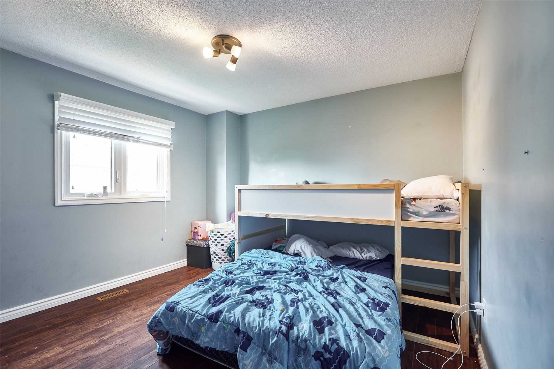 77 Stuart Rd