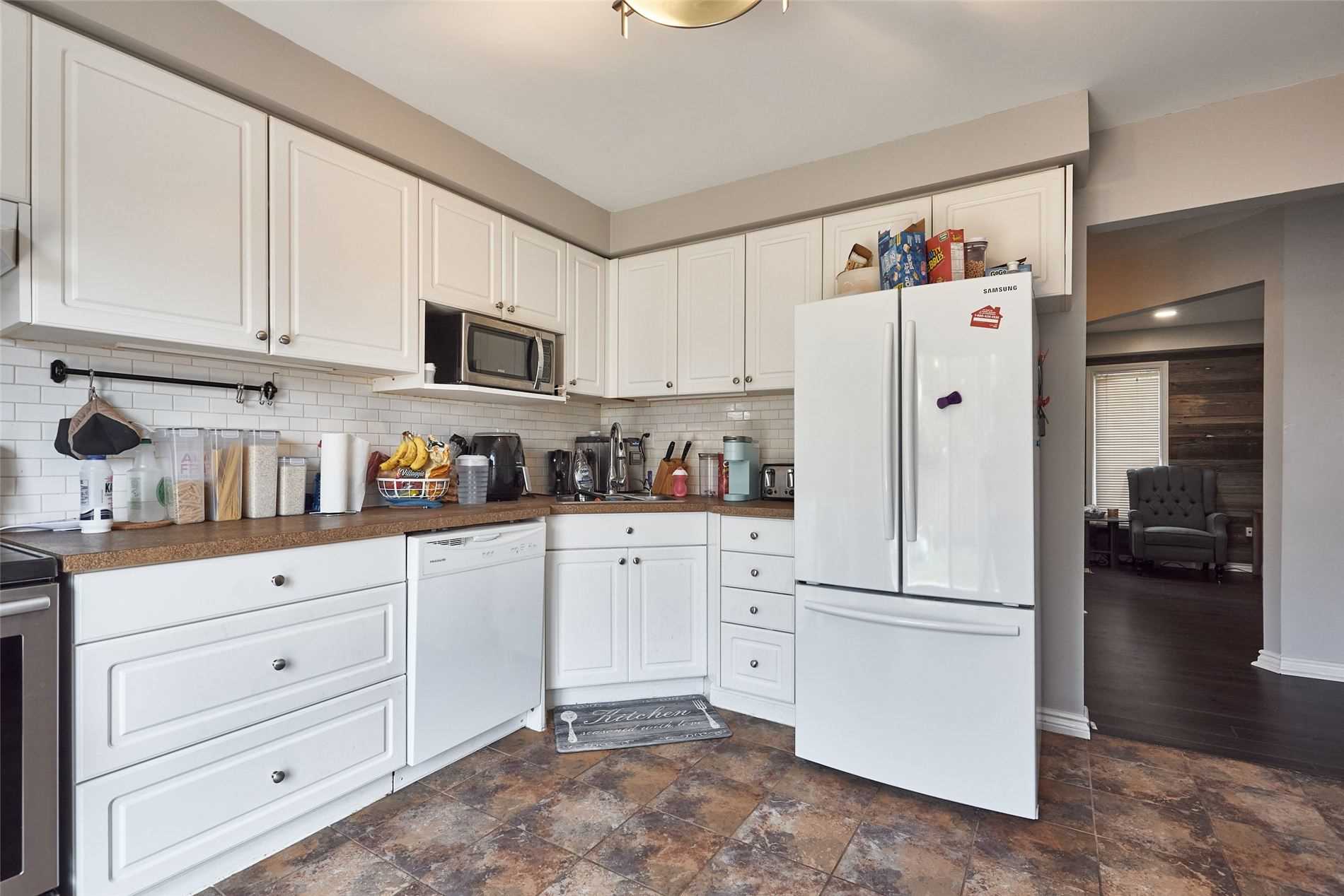 77 Stuart Rd