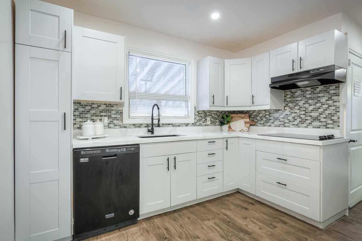 461 Finucane St, #Upper
