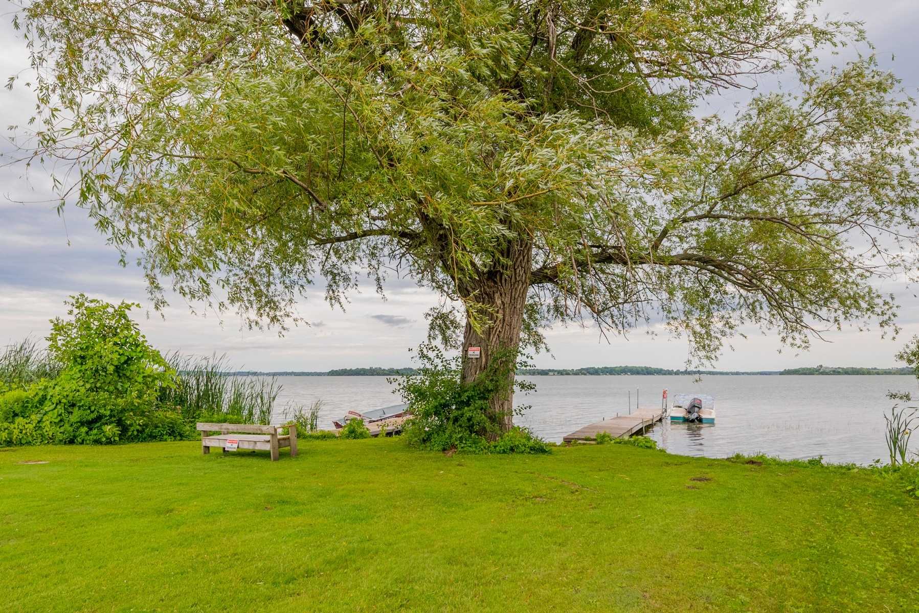 40 Scugog Point Cres