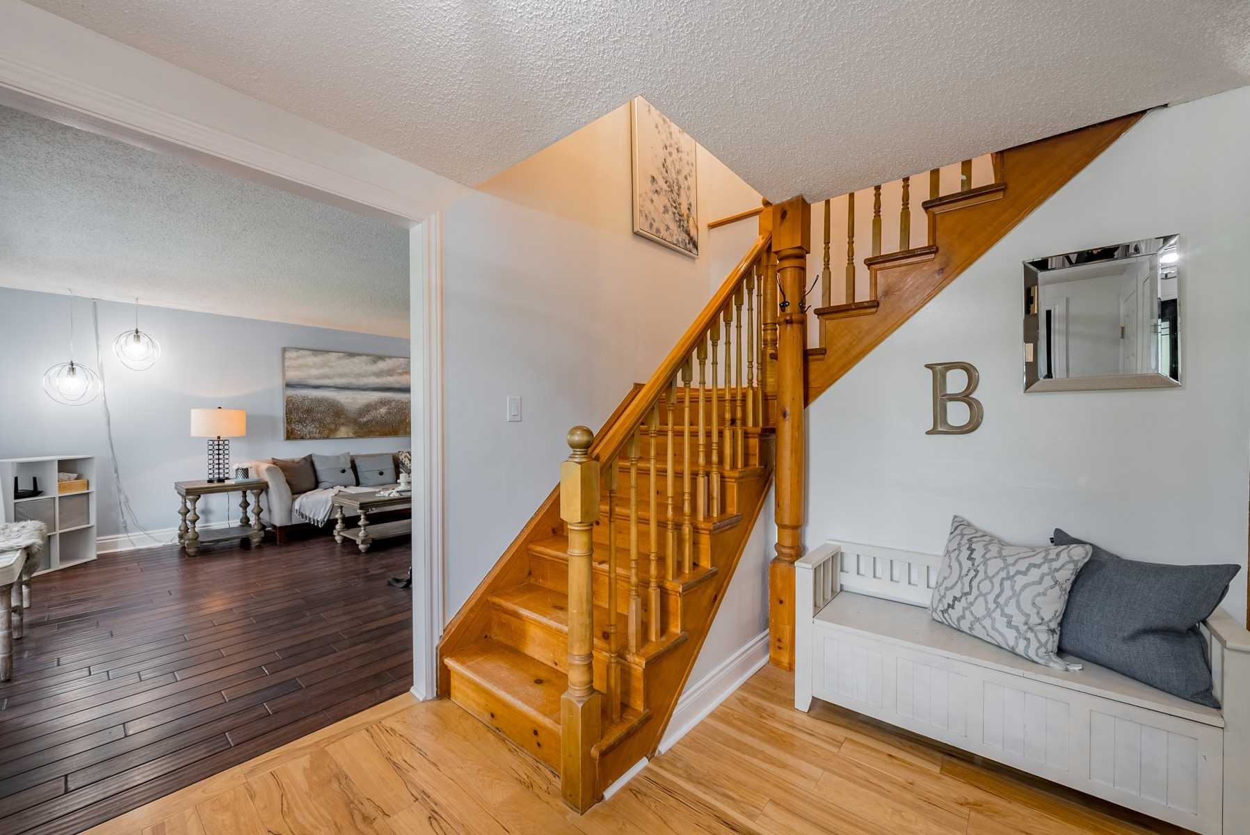 40 Scugog Point Cres