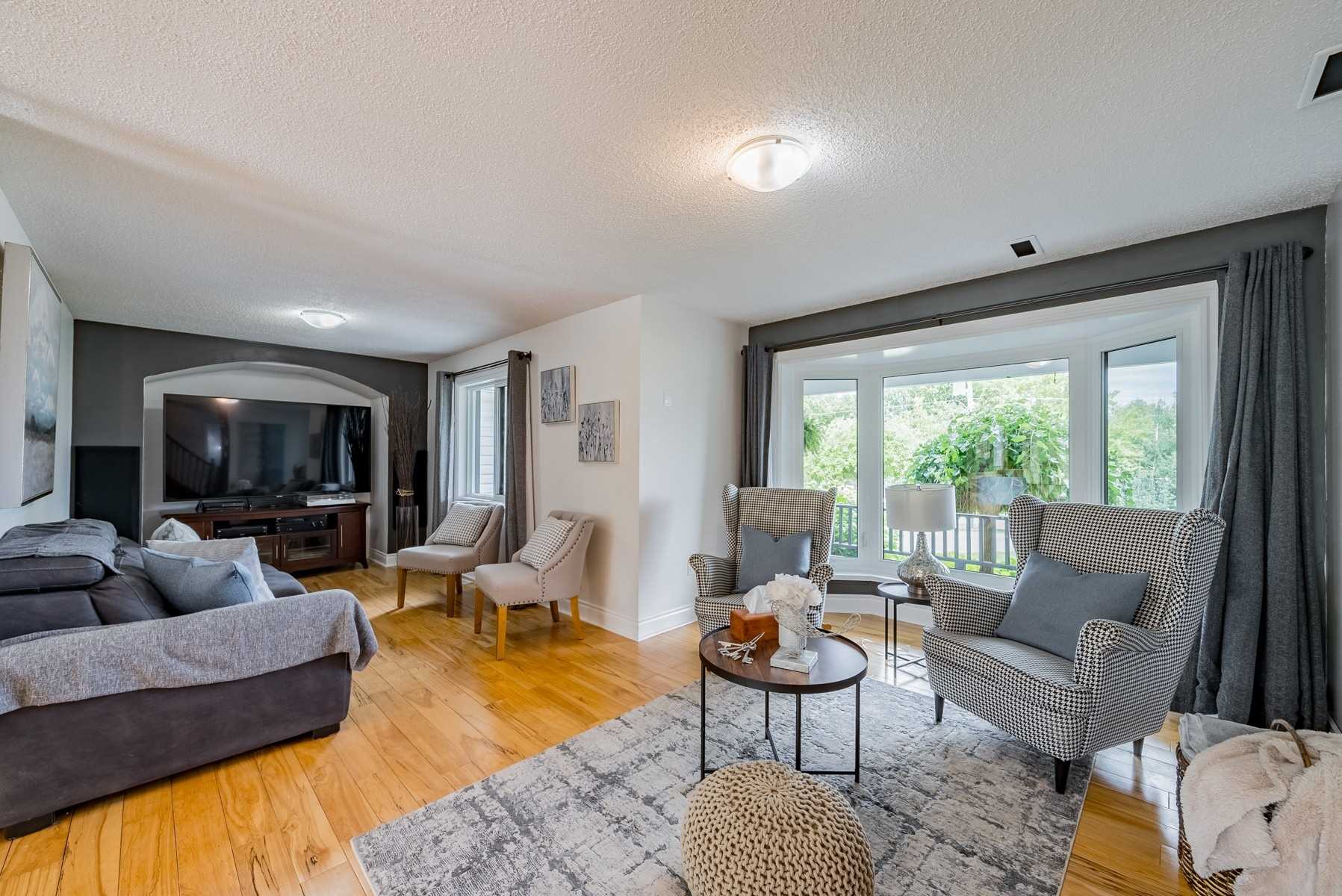 40 Scugog Point Cres
