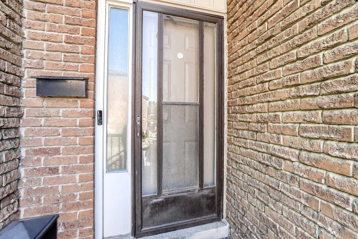 Listing E5722026 - Large Photo # 4