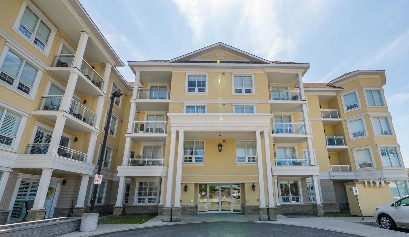 21 Brookhouse Dr, #209