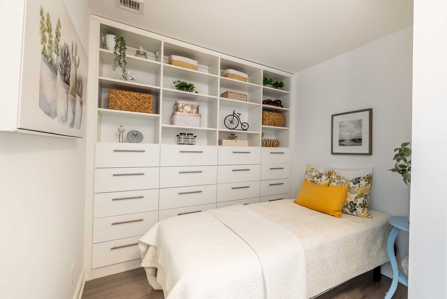 21 Brookhouse Dr, #209