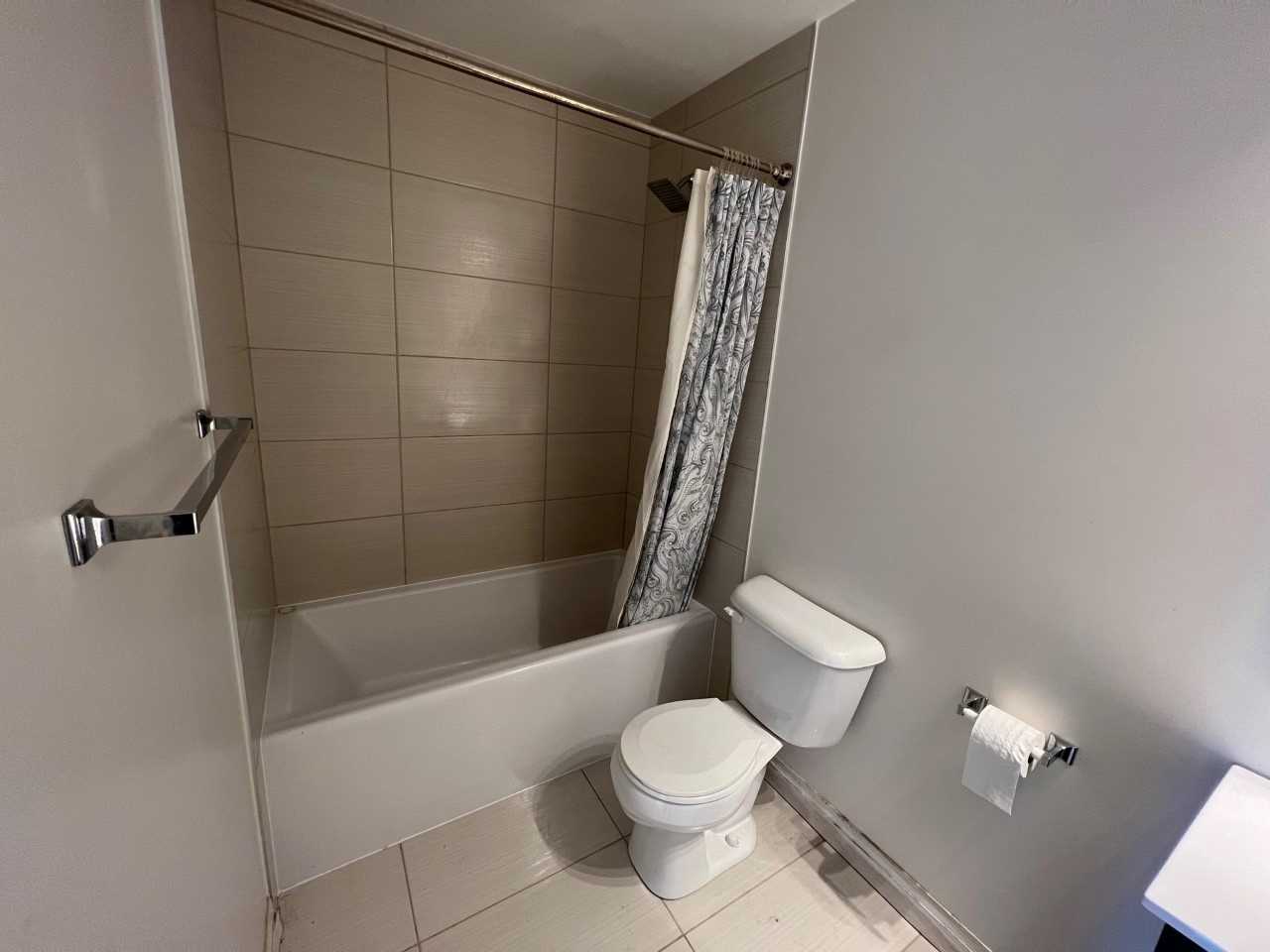 22 East Haven Dr, #536