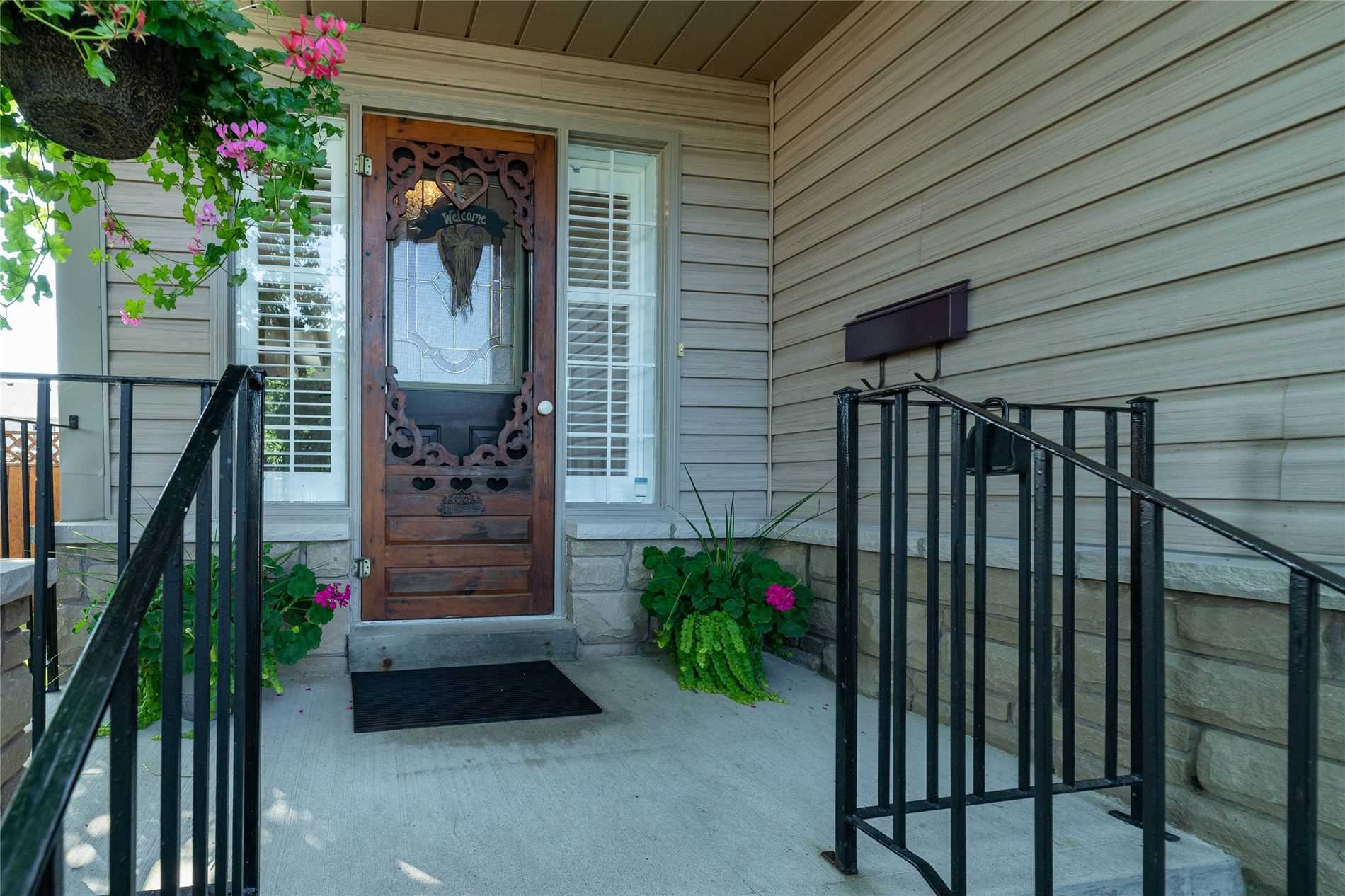 5 Shady Lane Cres