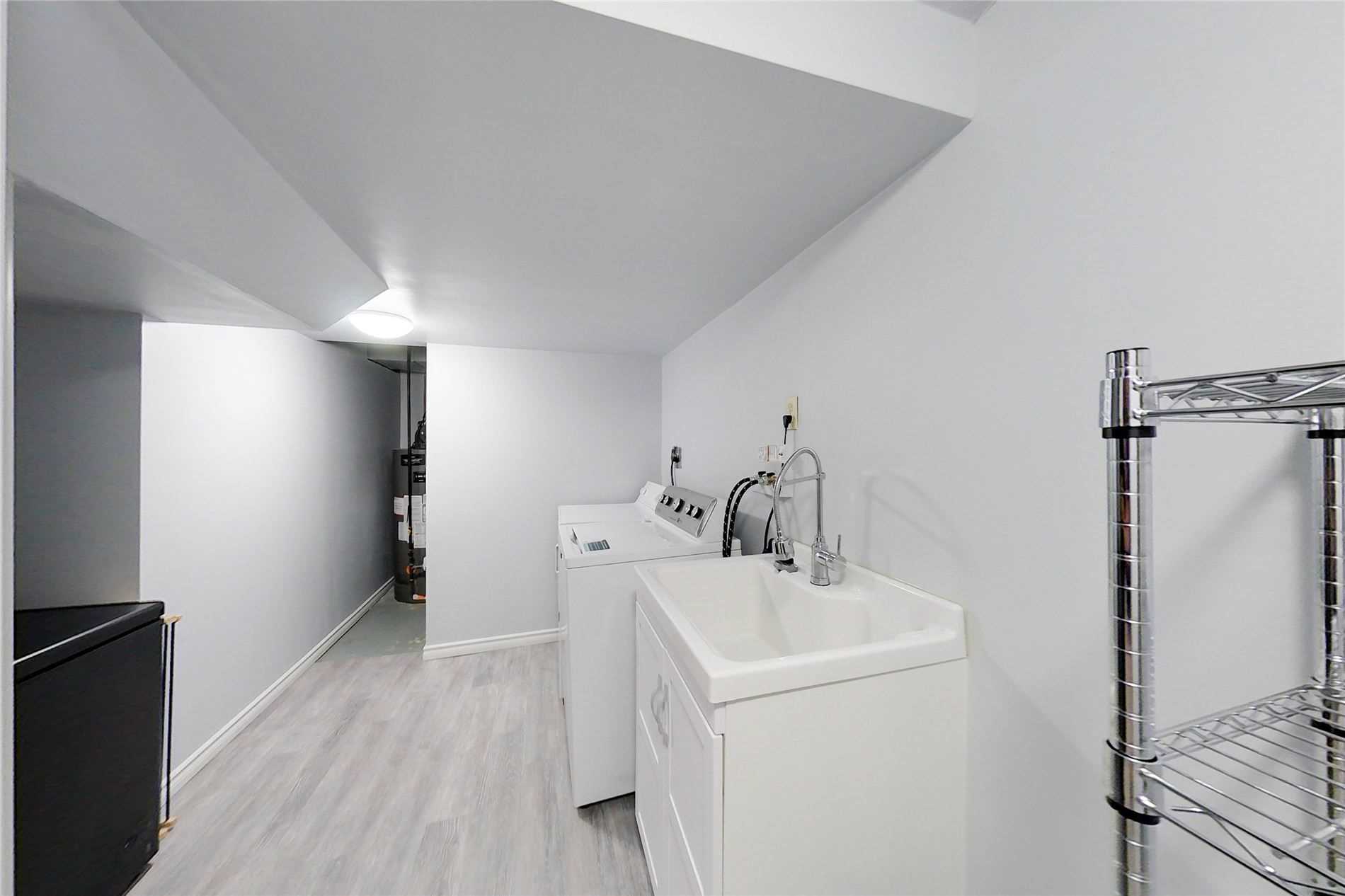 5 Shady Lane Cres