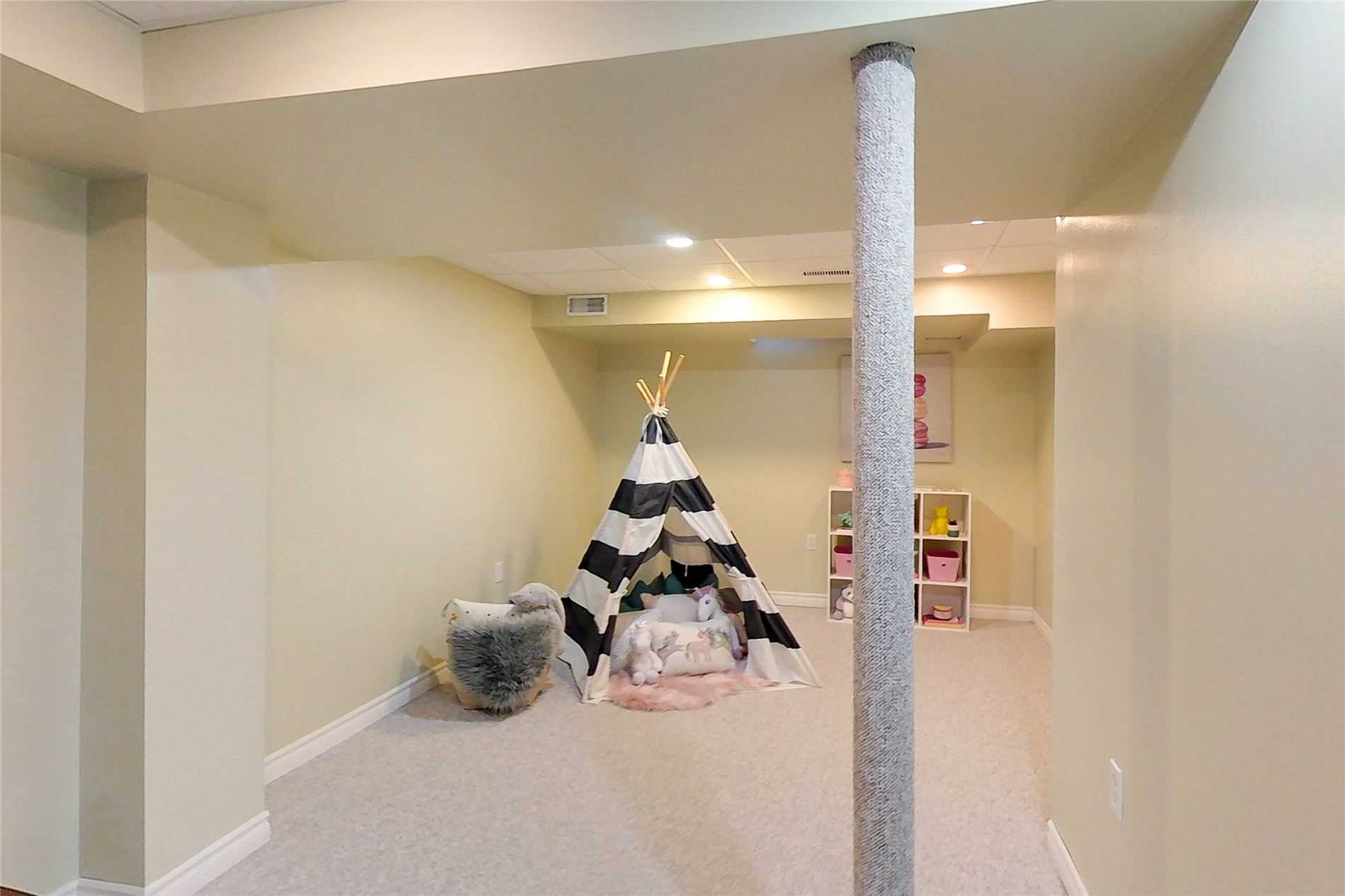 5 Shady Lane Cres