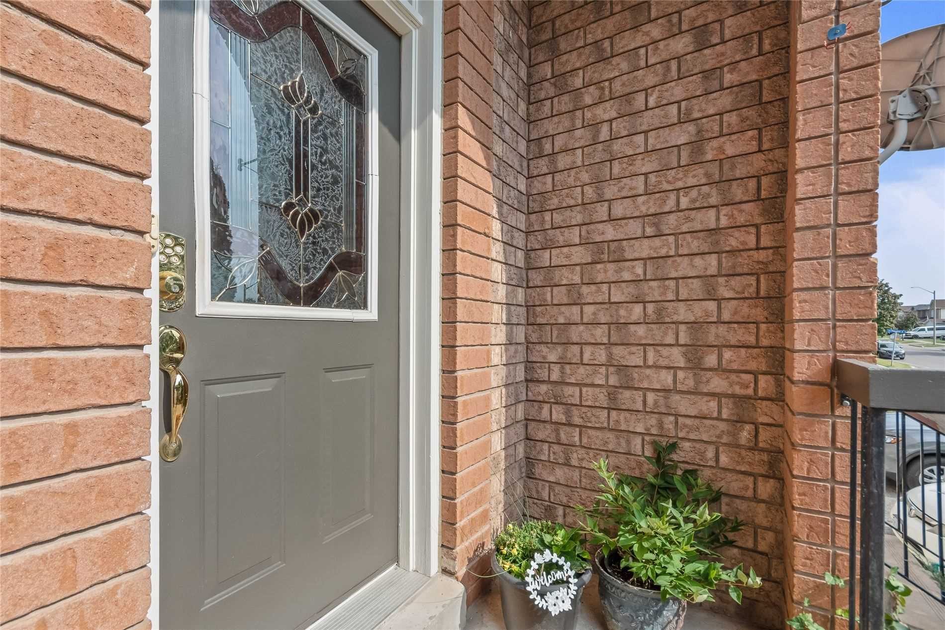 6 Twigg Dr