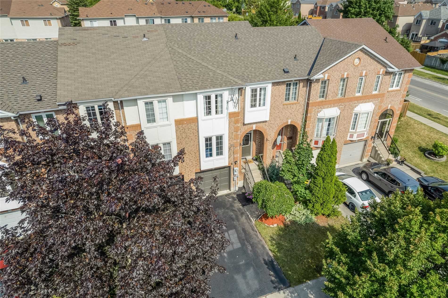 6 Twigg Dr