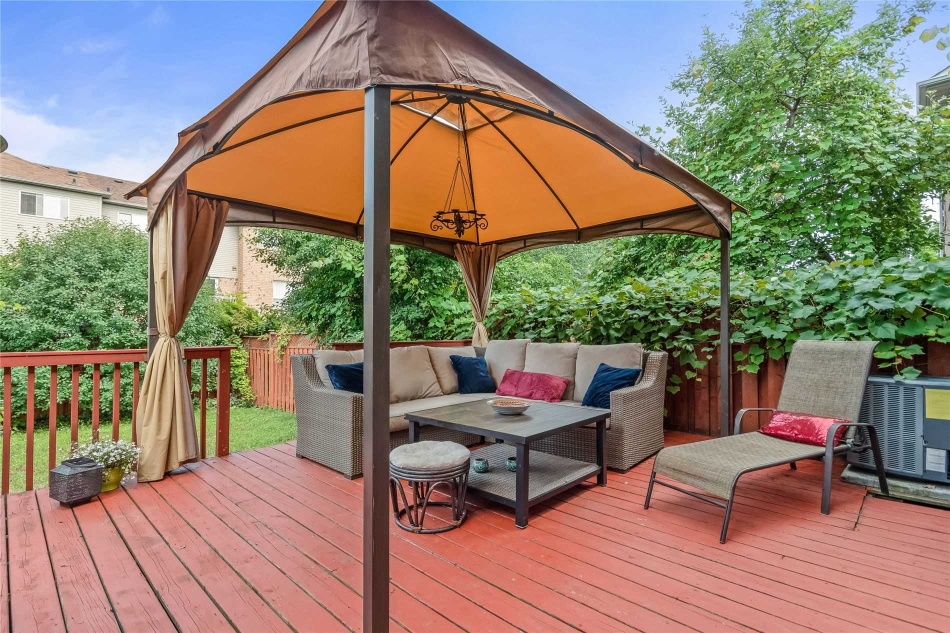 6 Twigg Dr