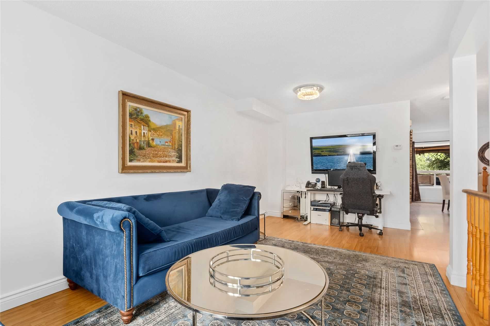 6 Twigg Dr
