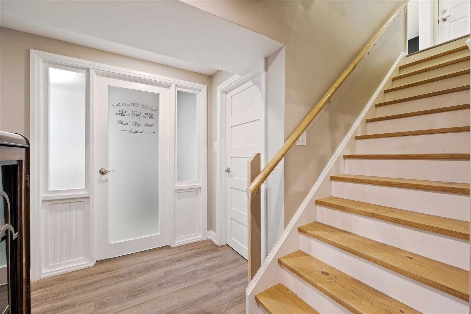 70 Carnegie St