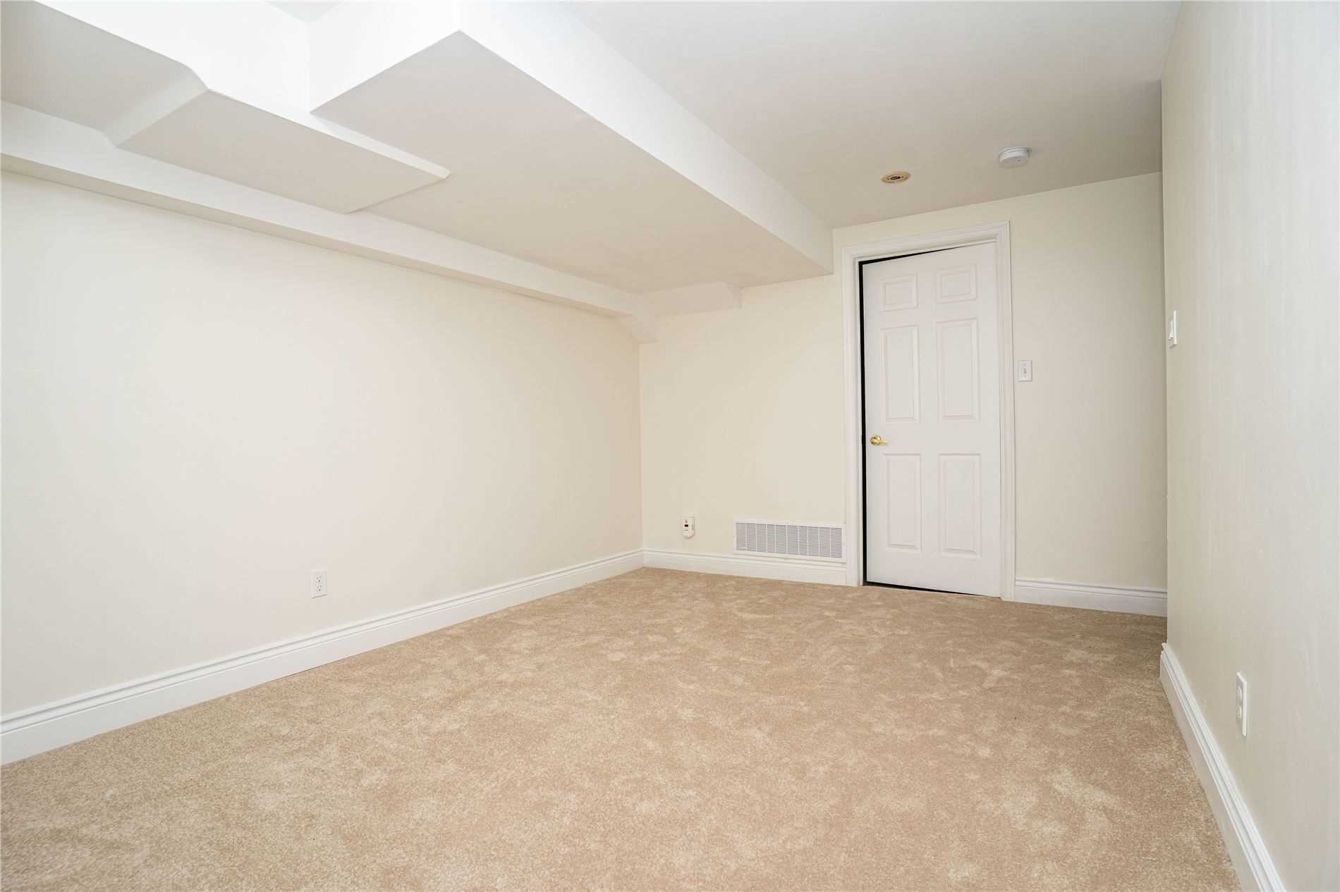 Listing E5728073 - Large Photo # 31