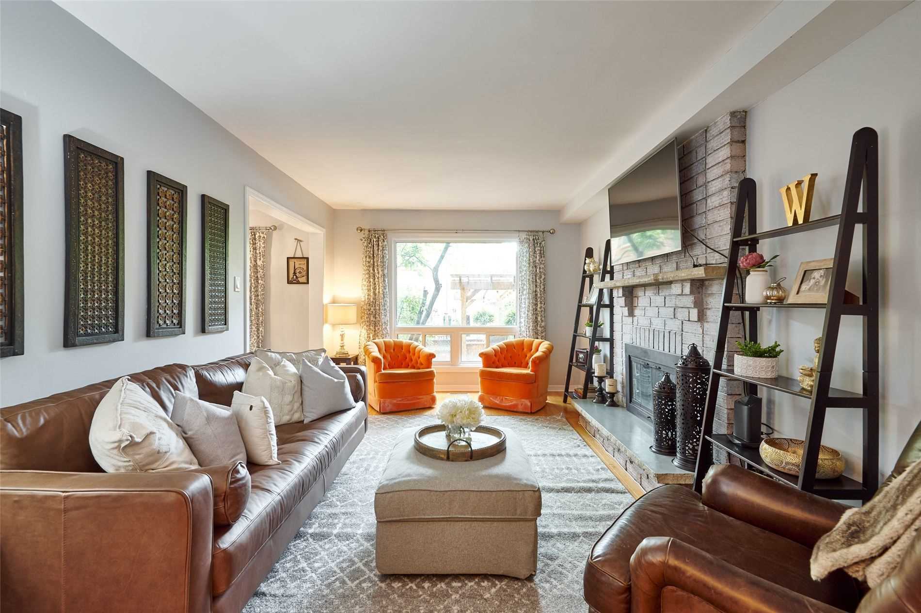 27 Sugarbush Sq