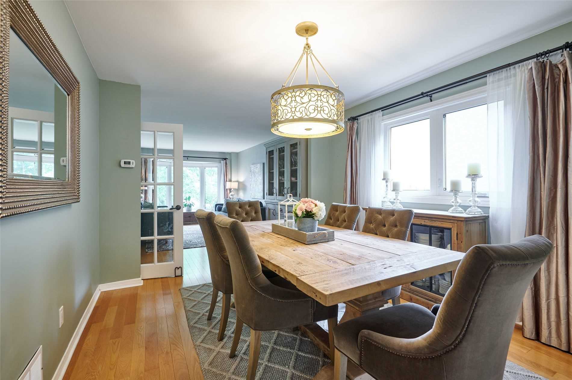 27 Sugarbush Sq