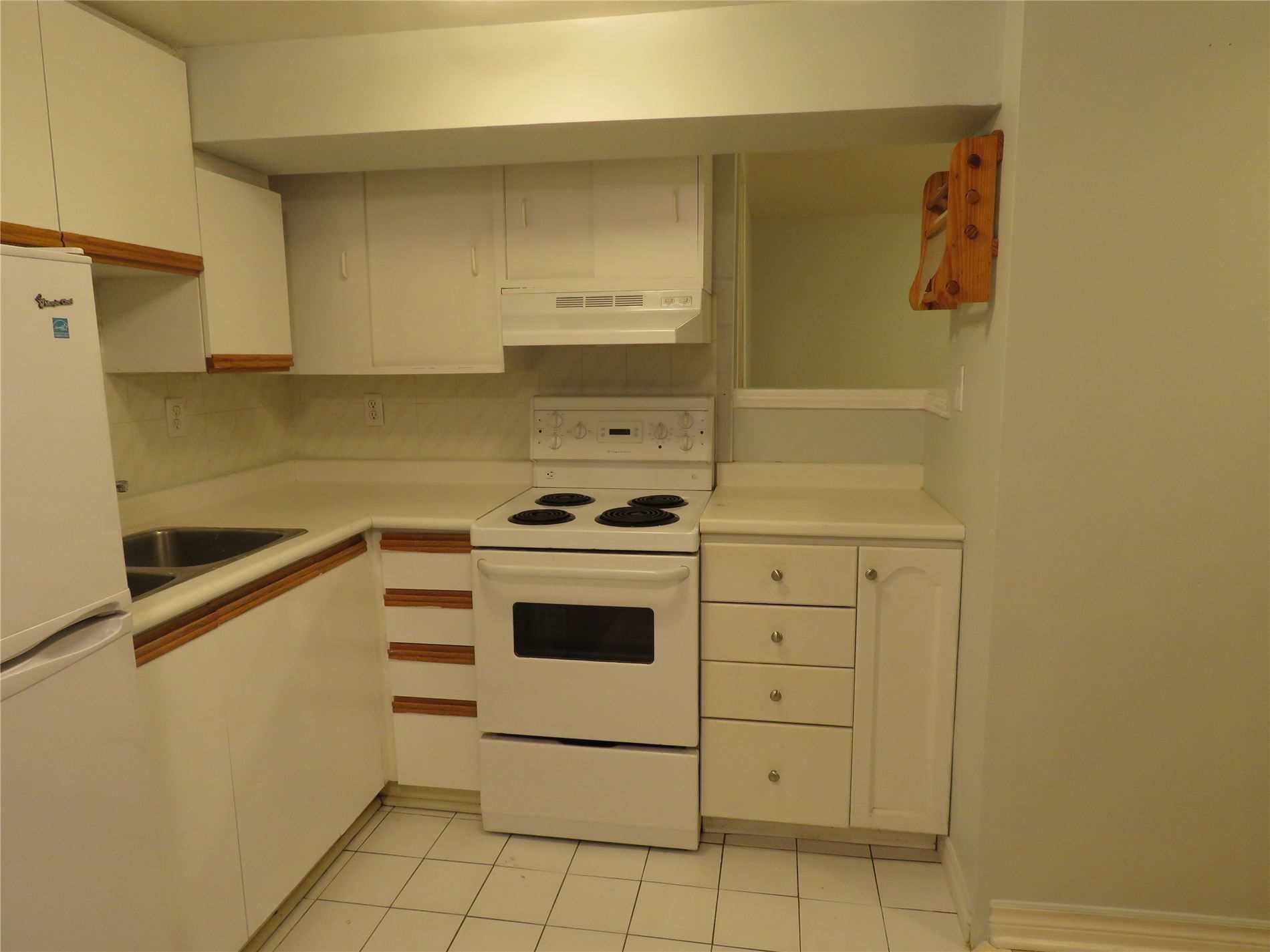 14 Glebemount Ave, #Lower