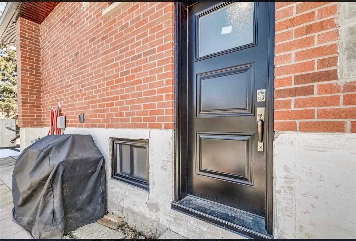 106 Crawforth St