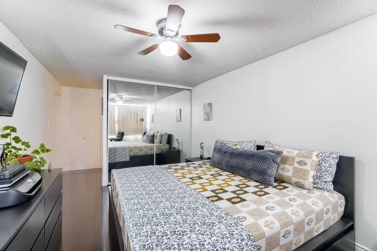 99 Blackwell Ave, #208