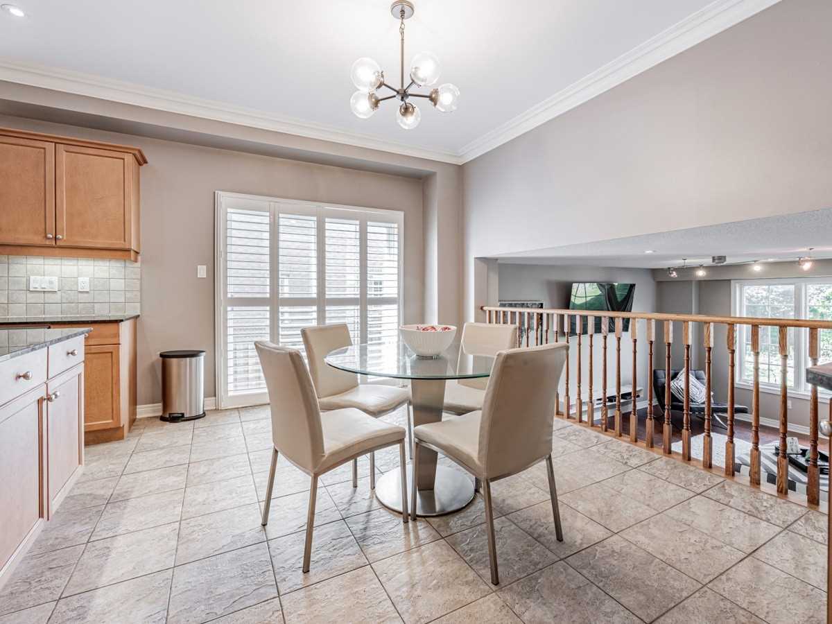 49 Roberson Dr