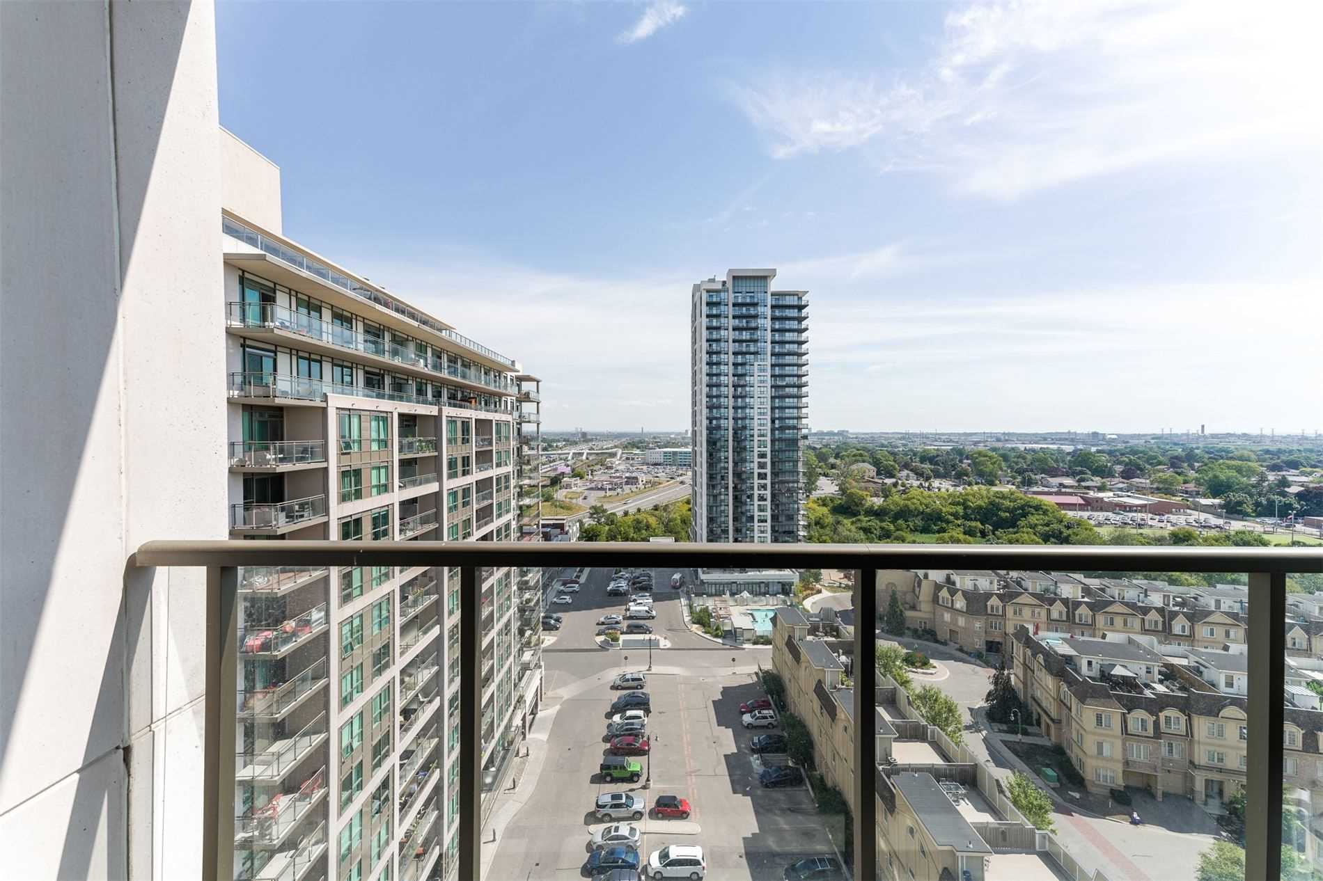 1215 Bayly St, #1403