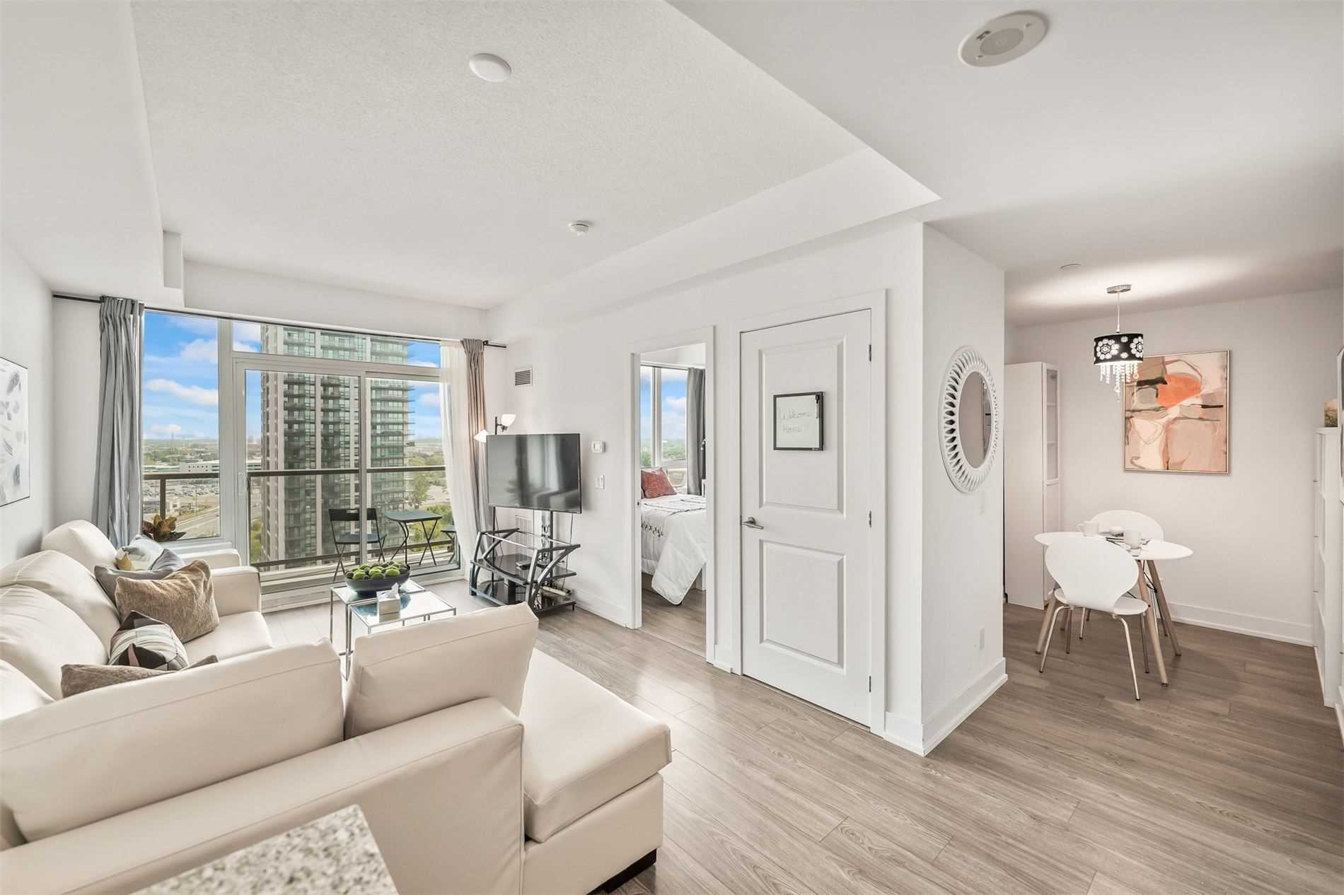 1215 Bayly St, #1403