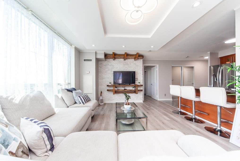 8 Rosebank Dr, #6L